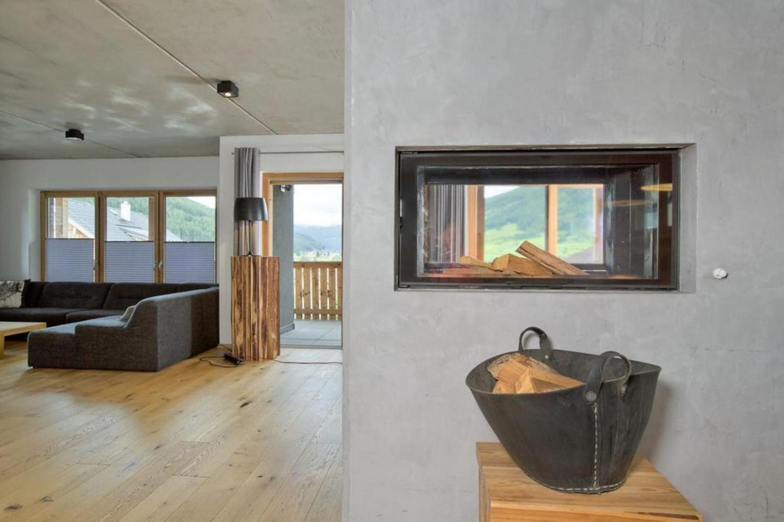 Panorama Chalet Grau XL