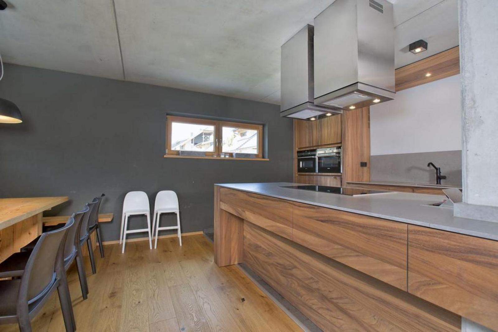 Panorama Chalet Grau XL