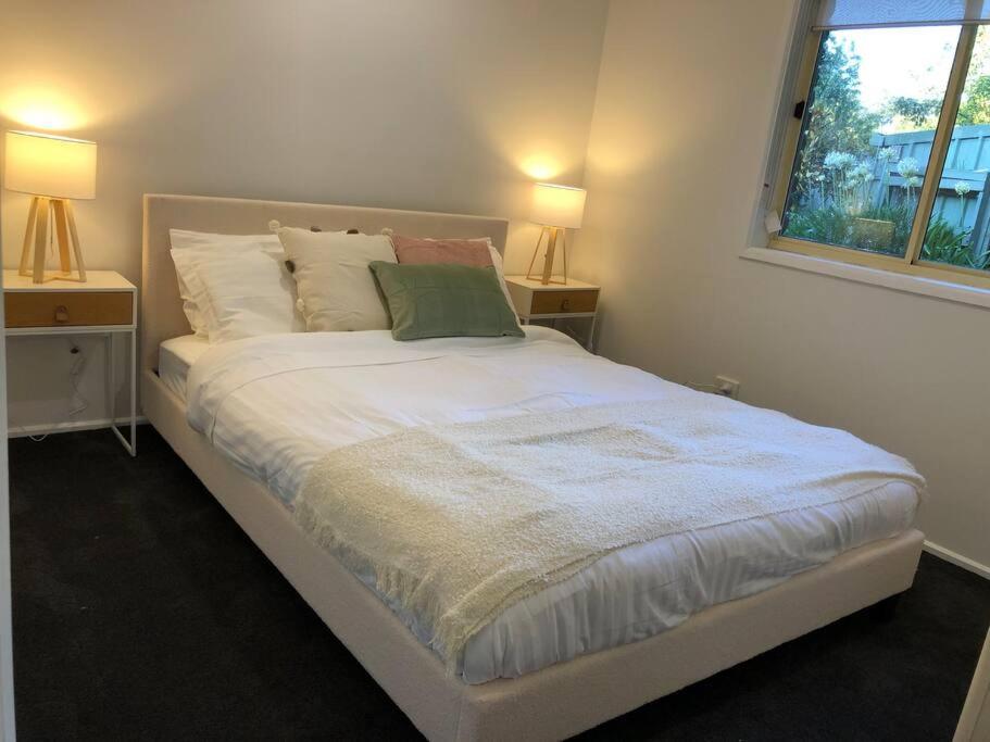 Hahndorf Home, walk to main st, sleeps 8