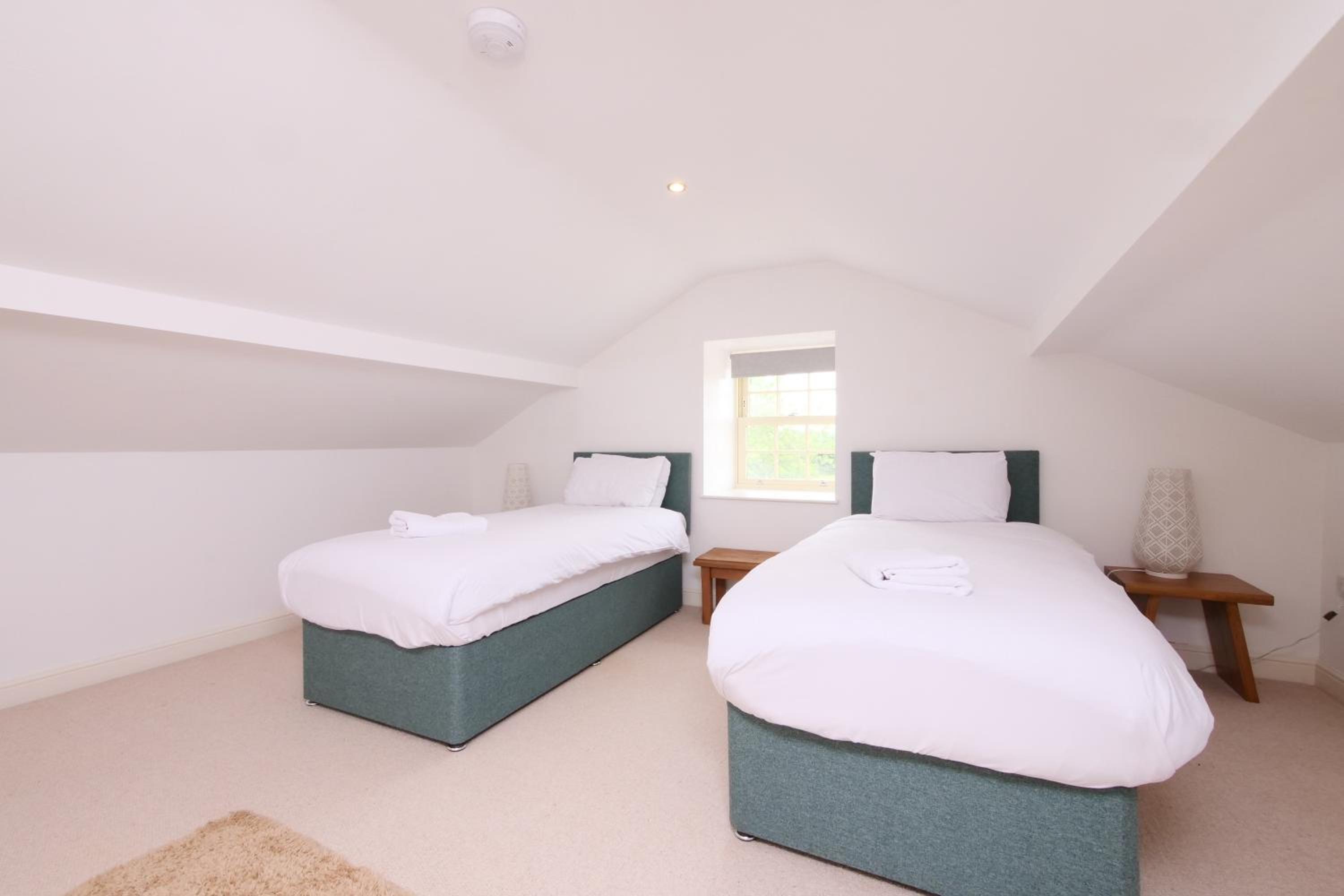 Salton Lodge