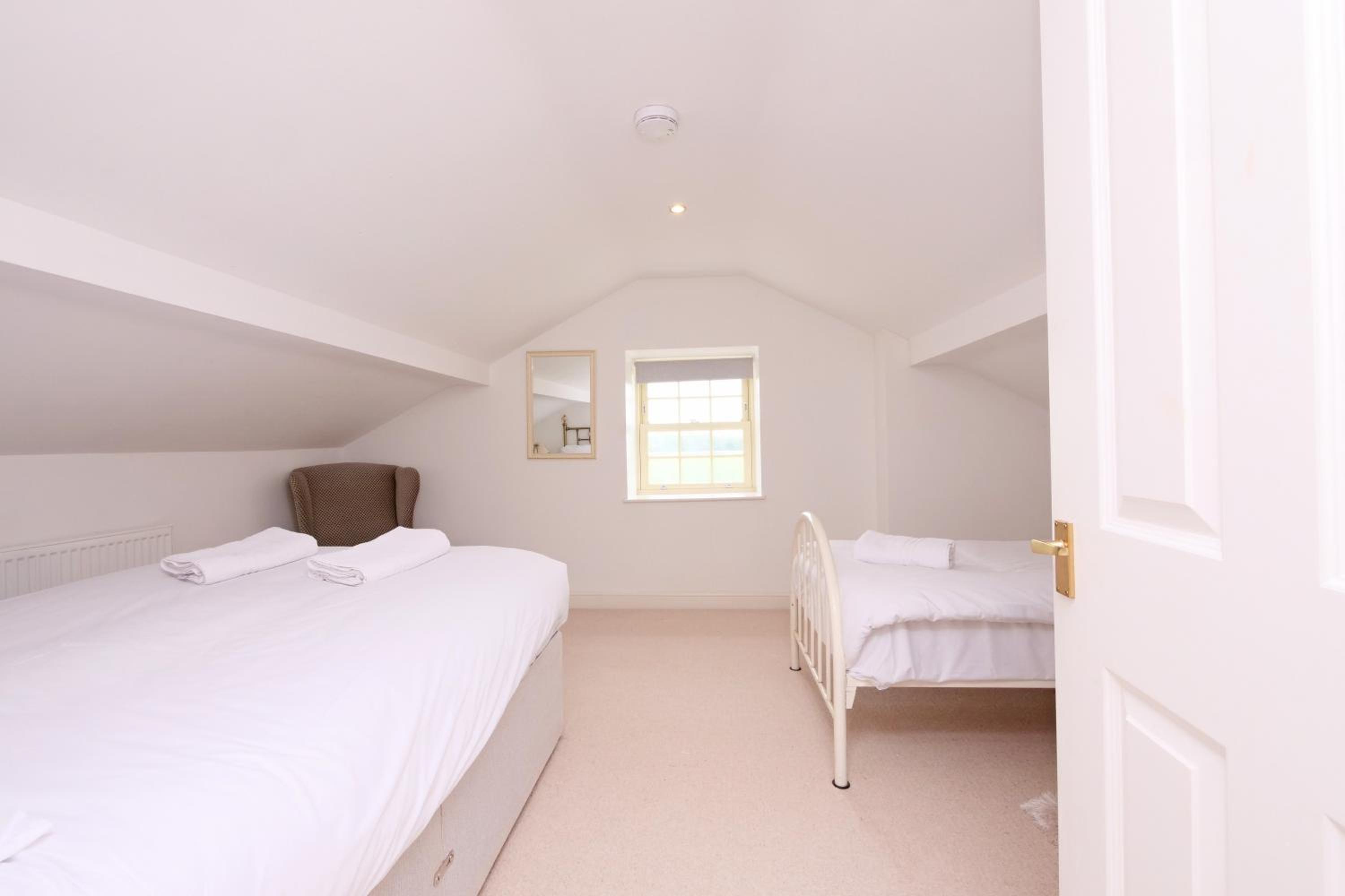 Salton Lodge