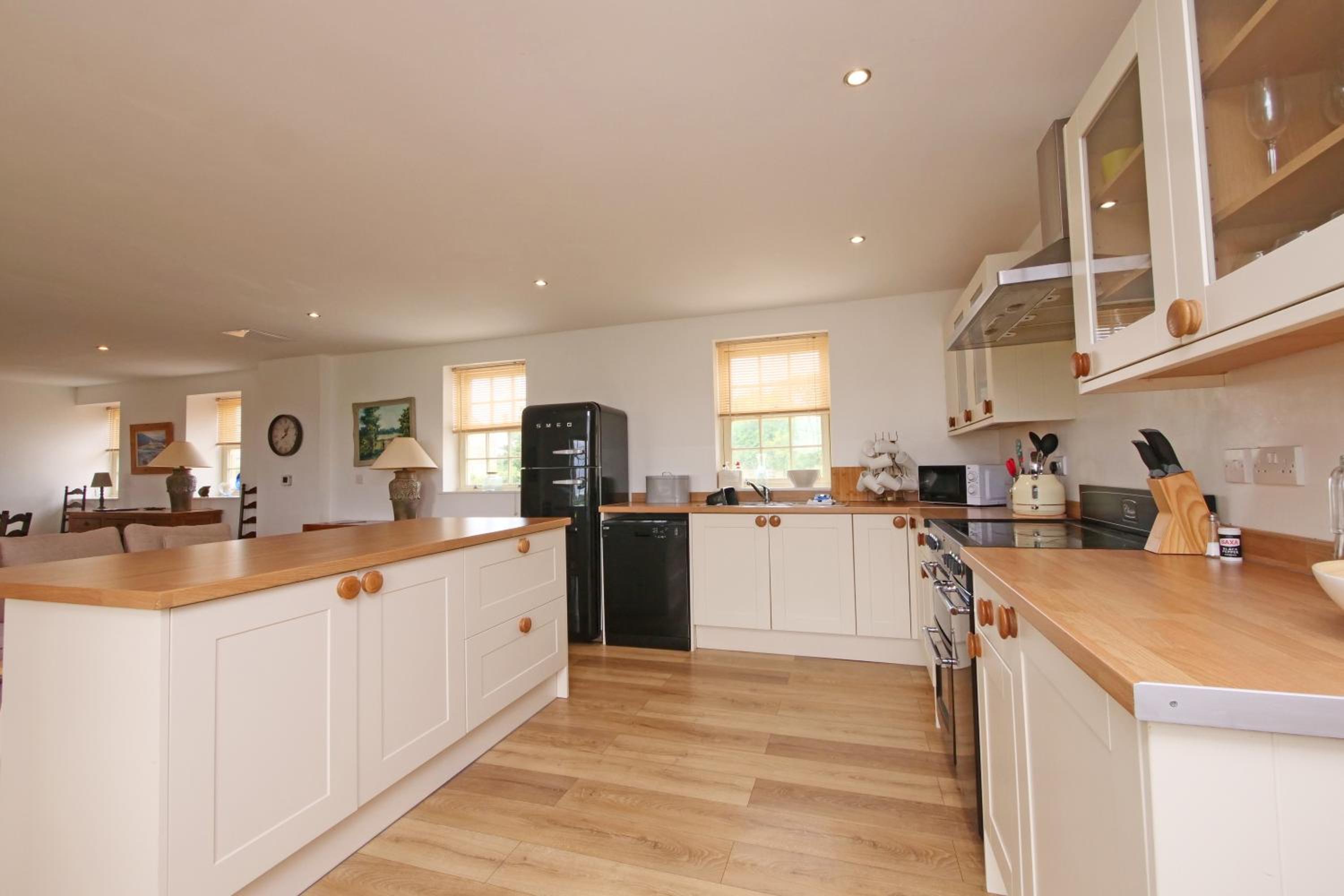 Salton Lodge