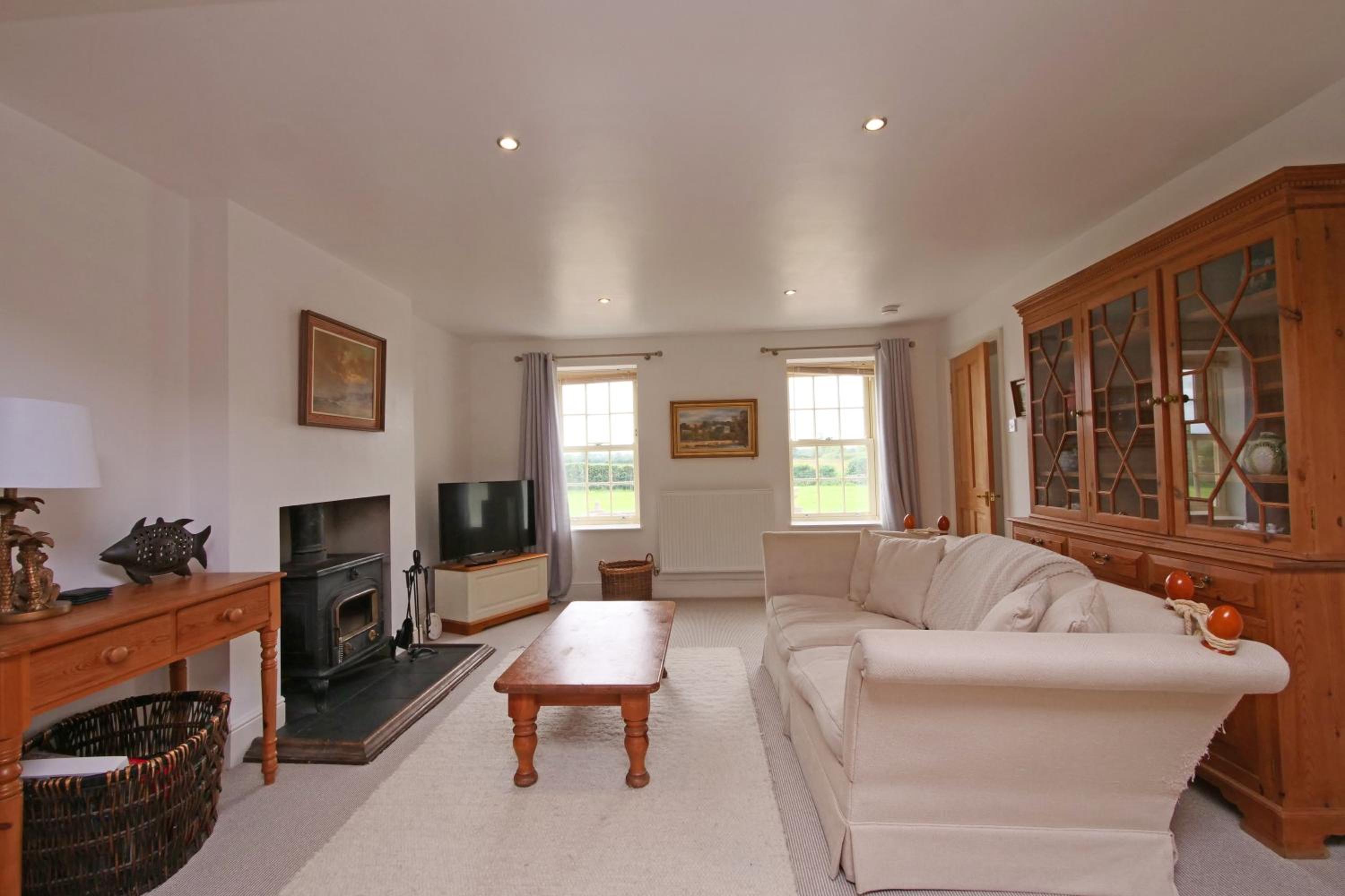 Salton Lodge