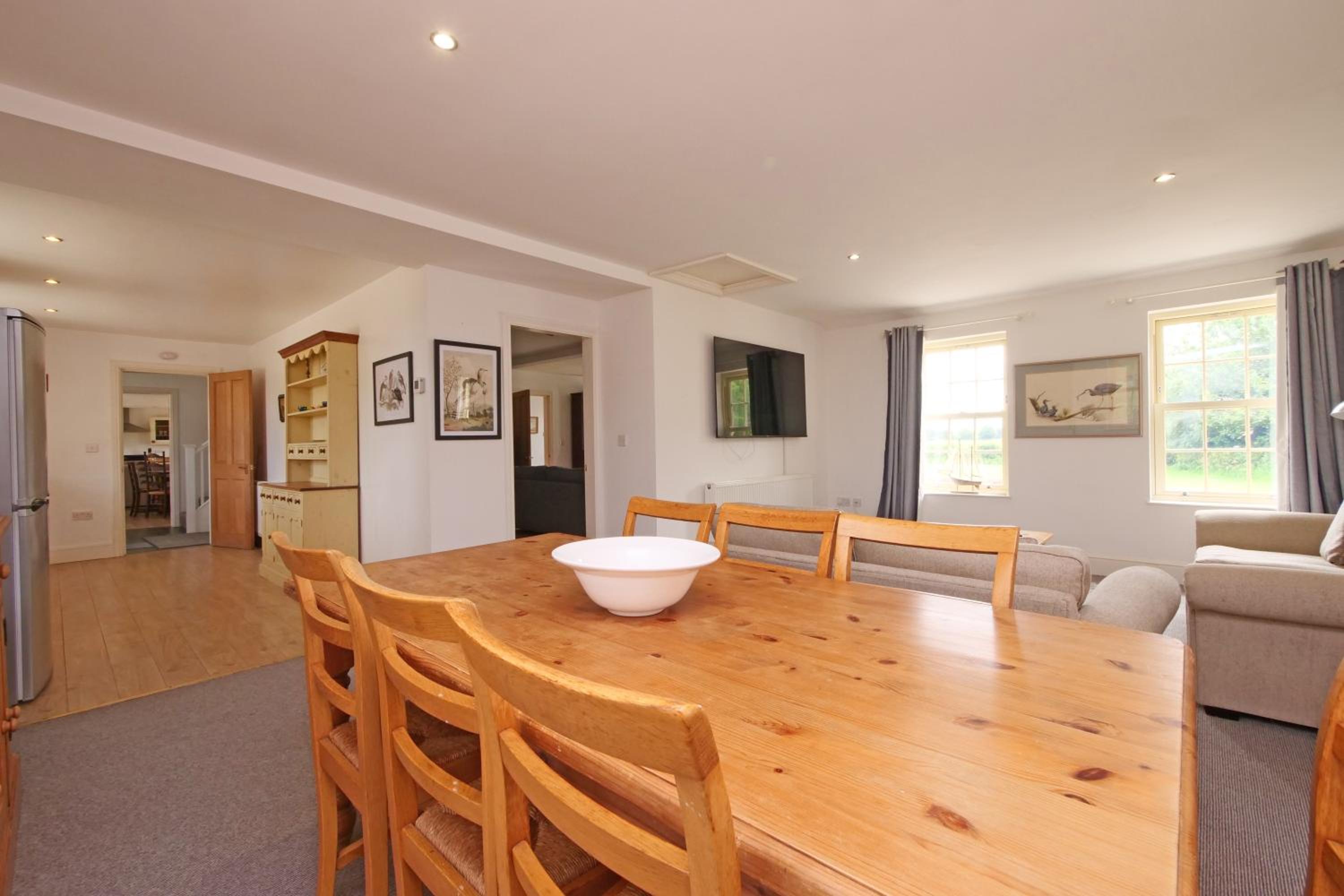 Salton Lodge