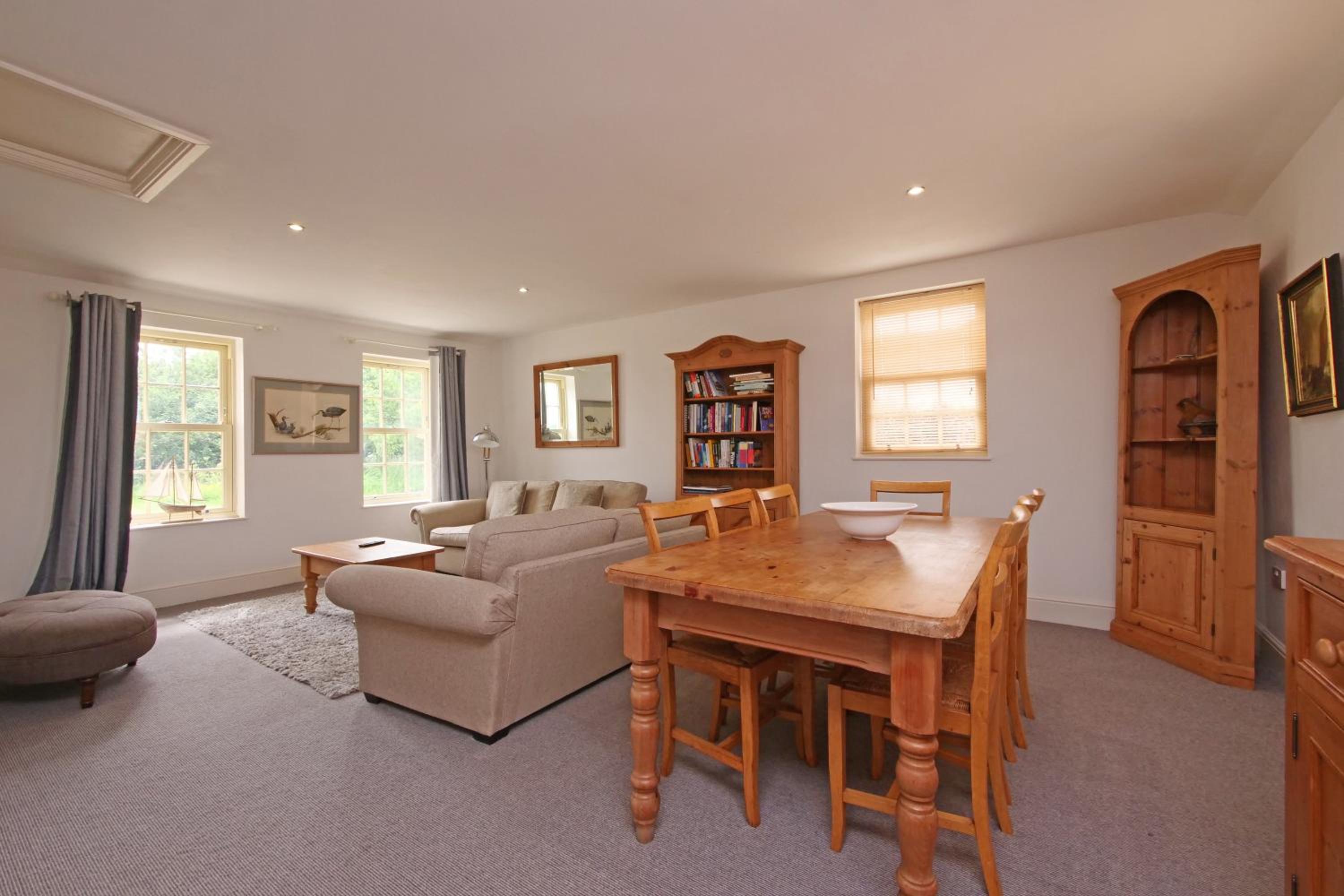 Salton Lodge