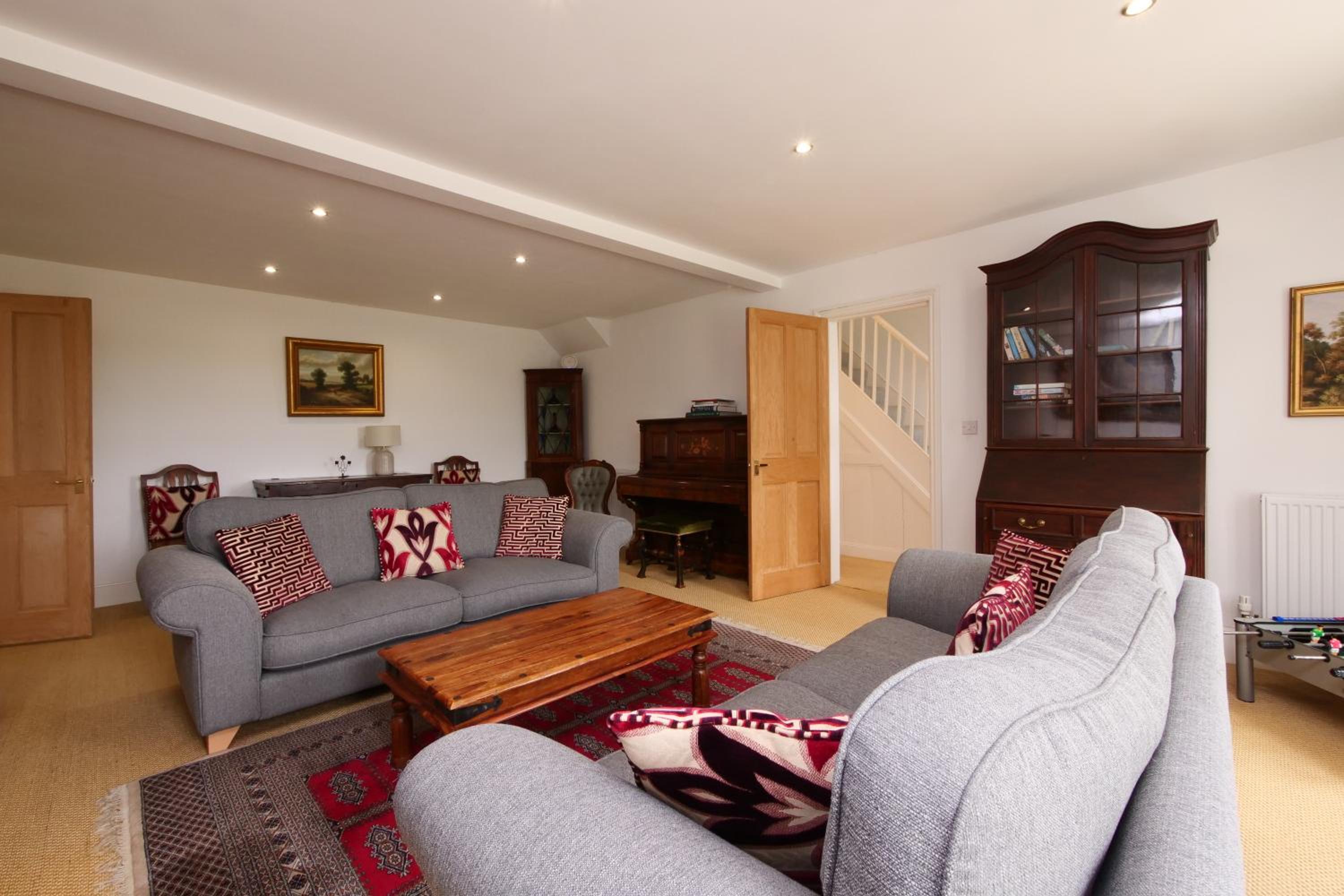 Salton Lodge