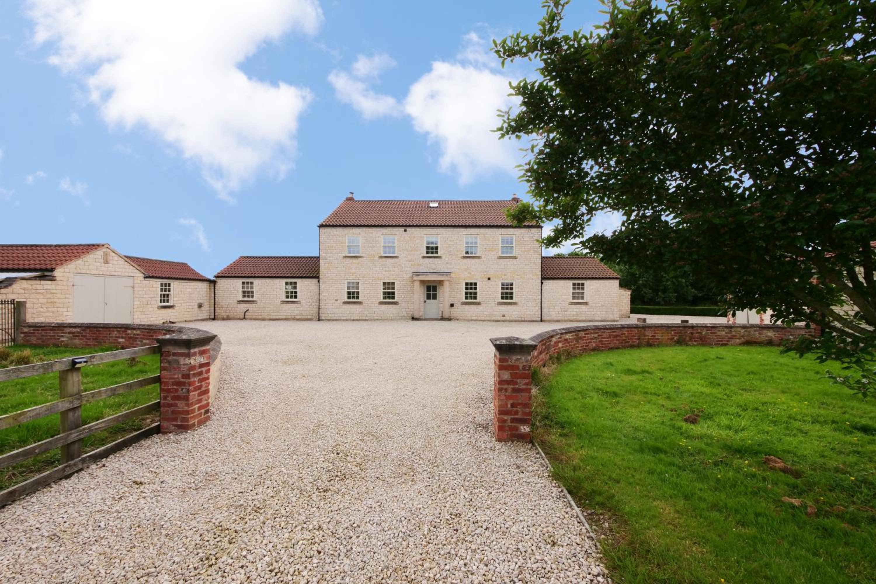 Salton Lodge
