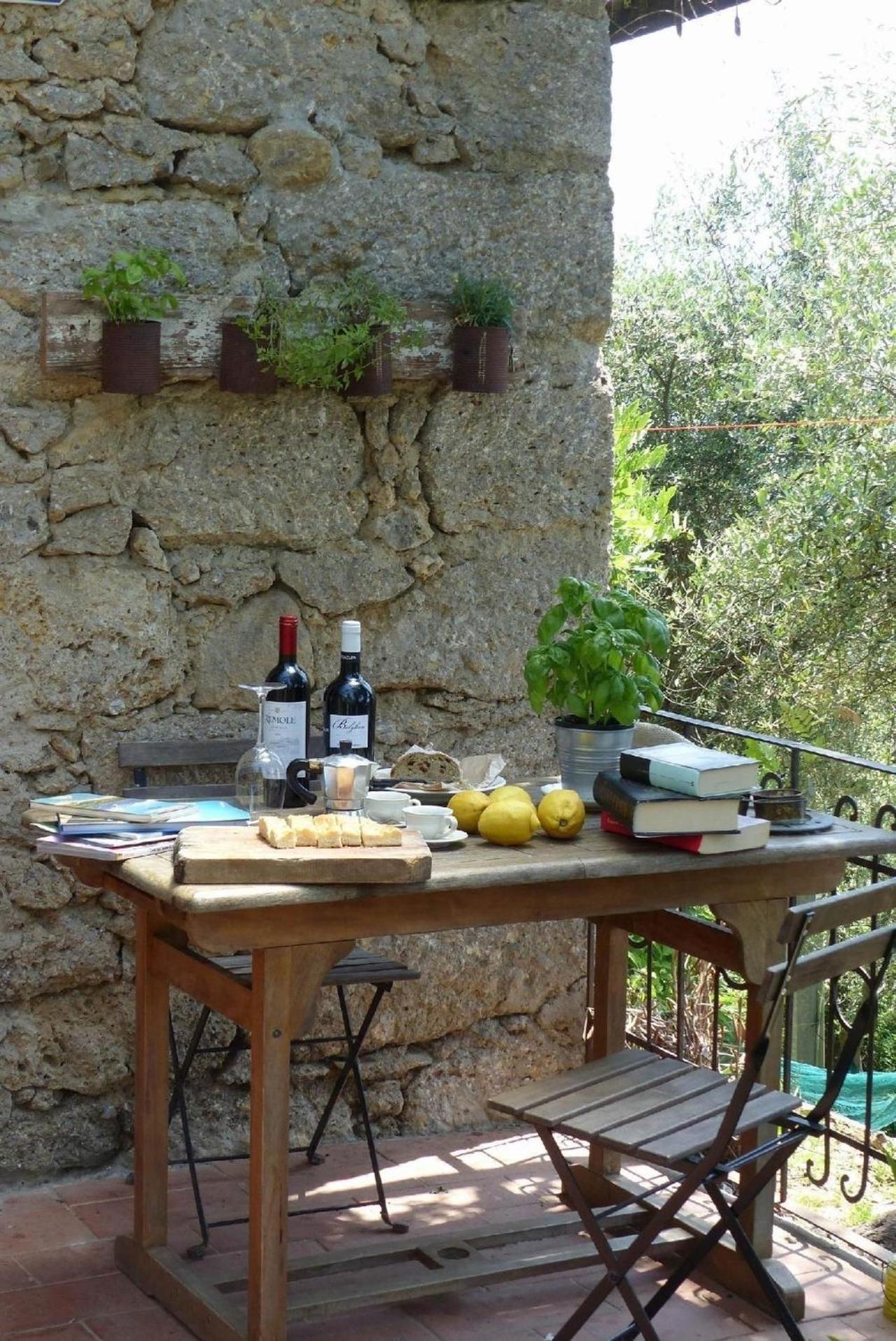 Schönes Ferienhaus in Camaiore mit Großem Garten