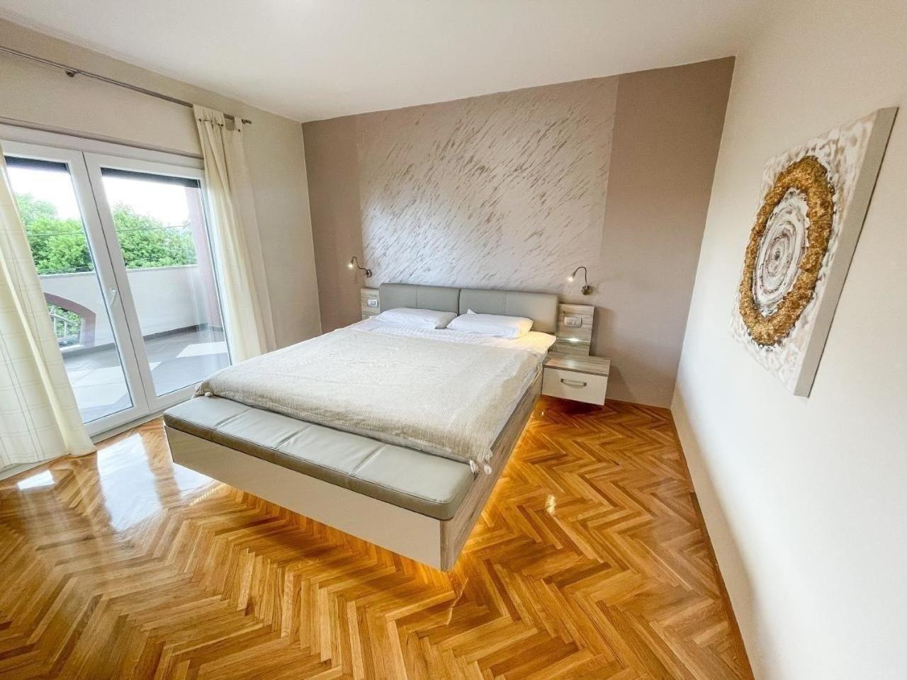 Apartment Oaza