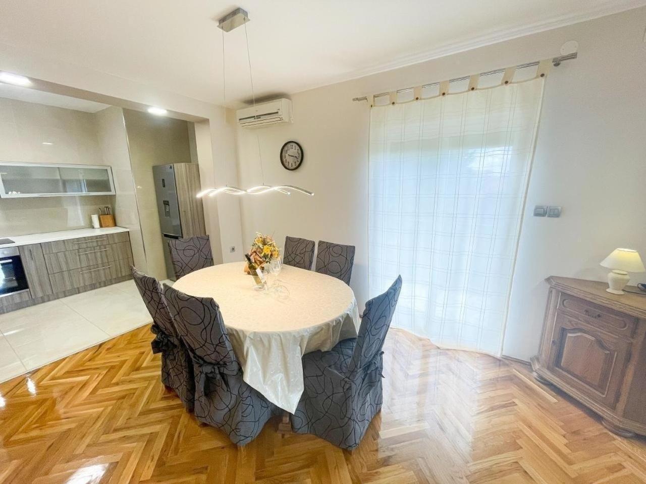 Apartment Oaza