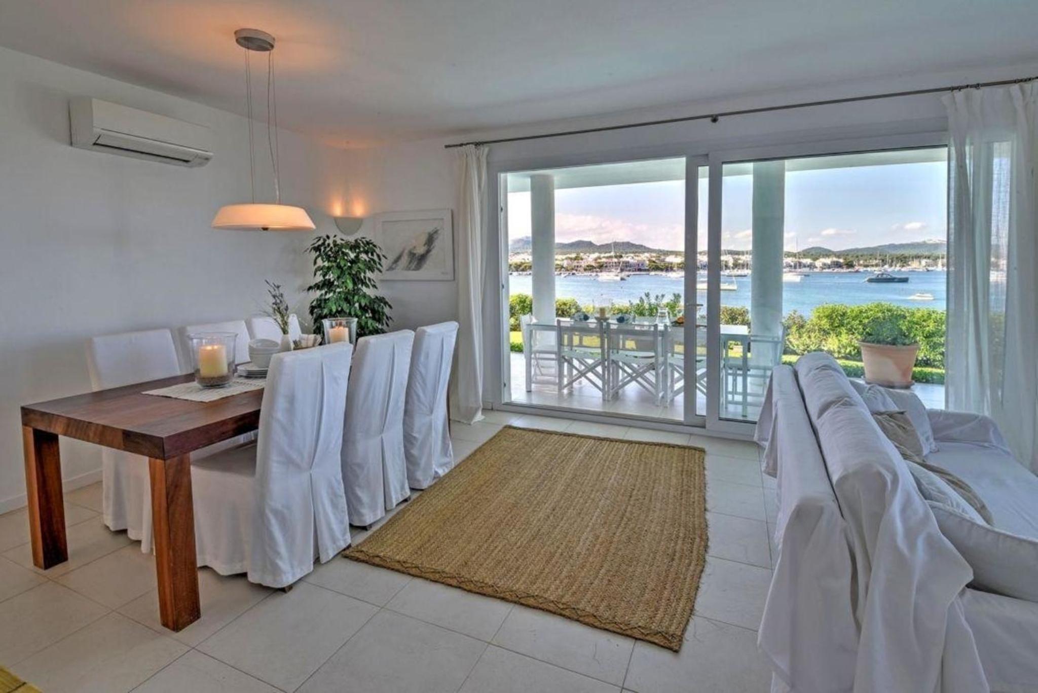 Ferienhaus in Felanitx mit Privatem Pool und Meerblick