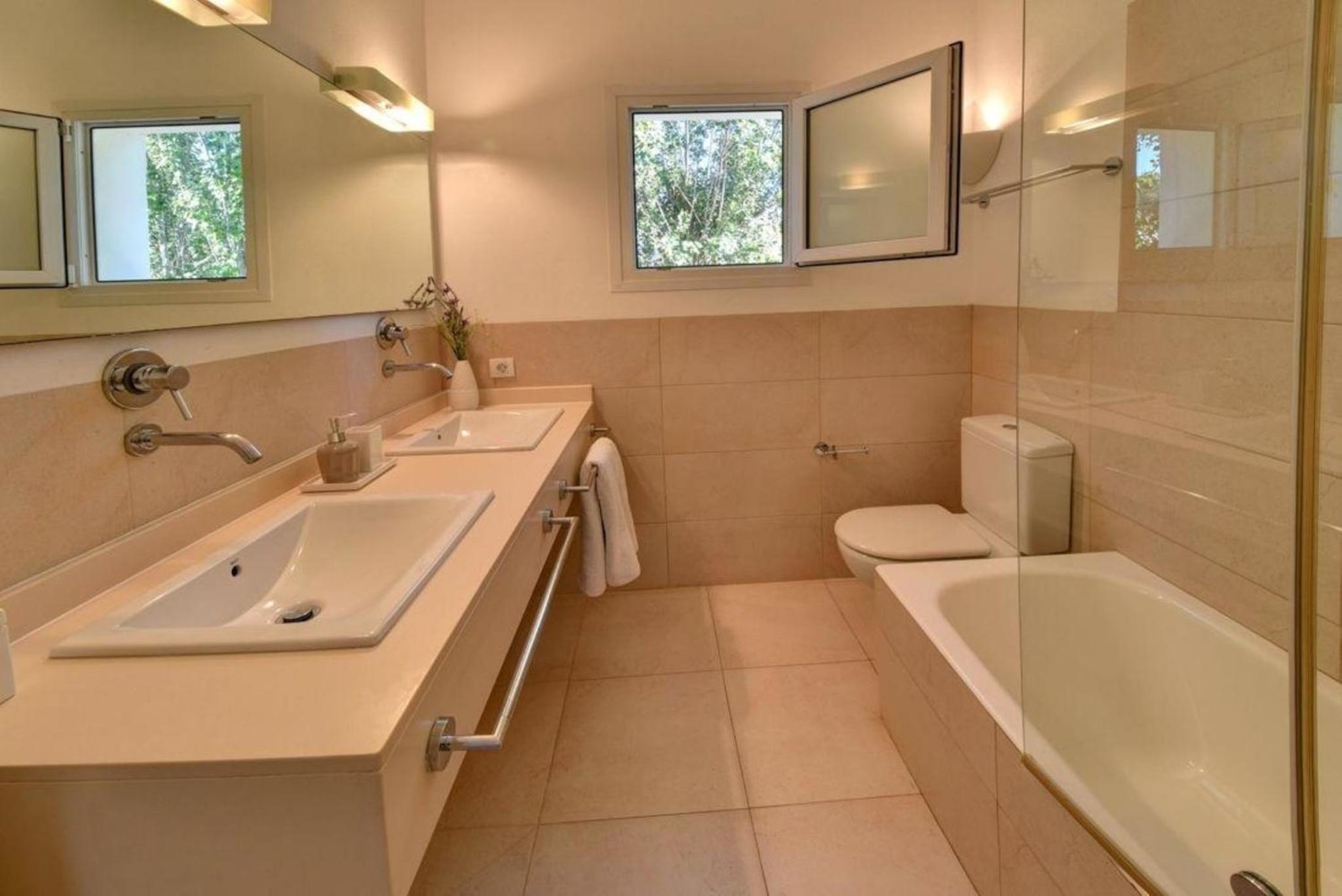 Ferienhaus in Felanitx mit Privatem Pool und Meerblick