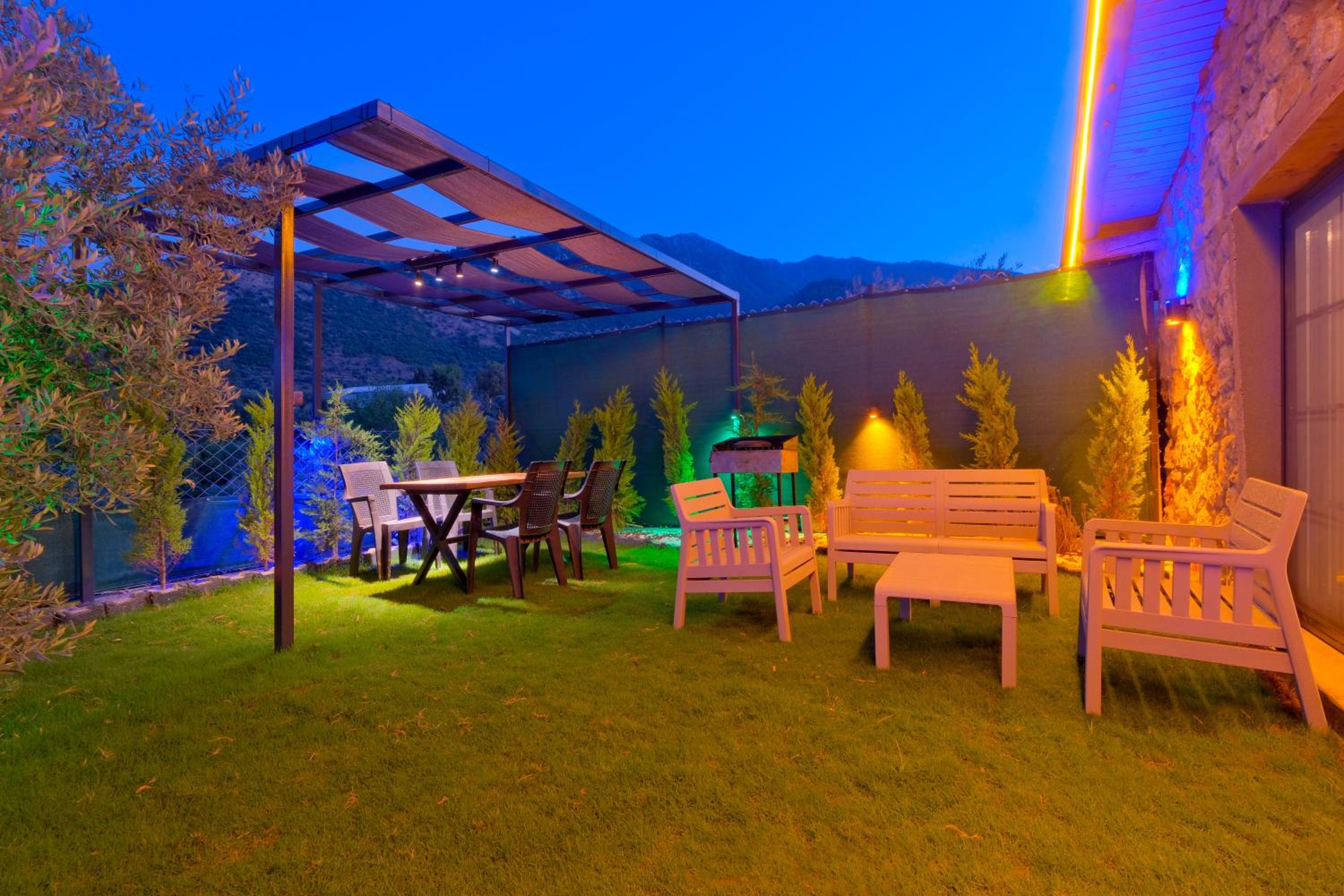 VillaOliveTerrace