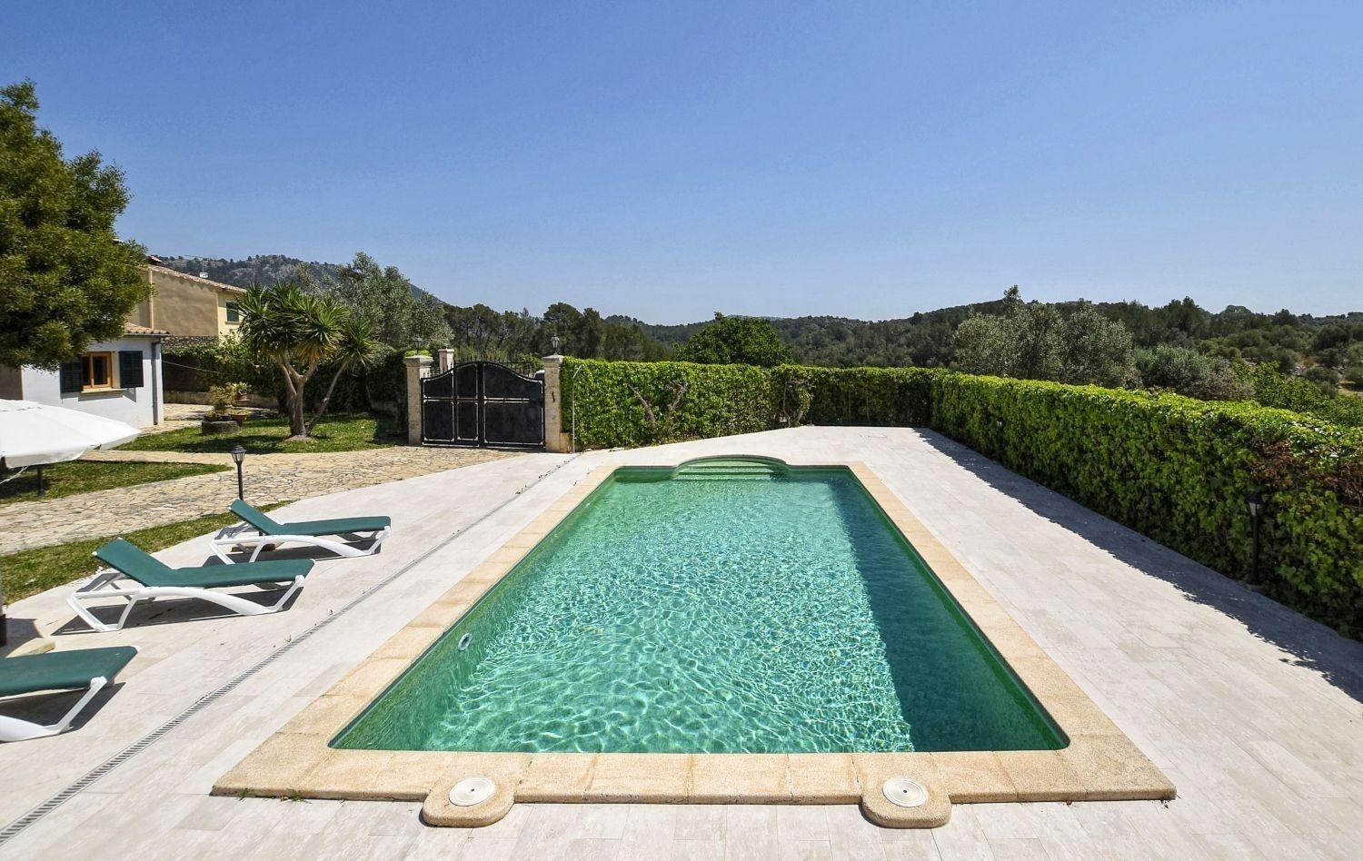 Gemütliches Ferienhaus in Selva mit Privatem Pool