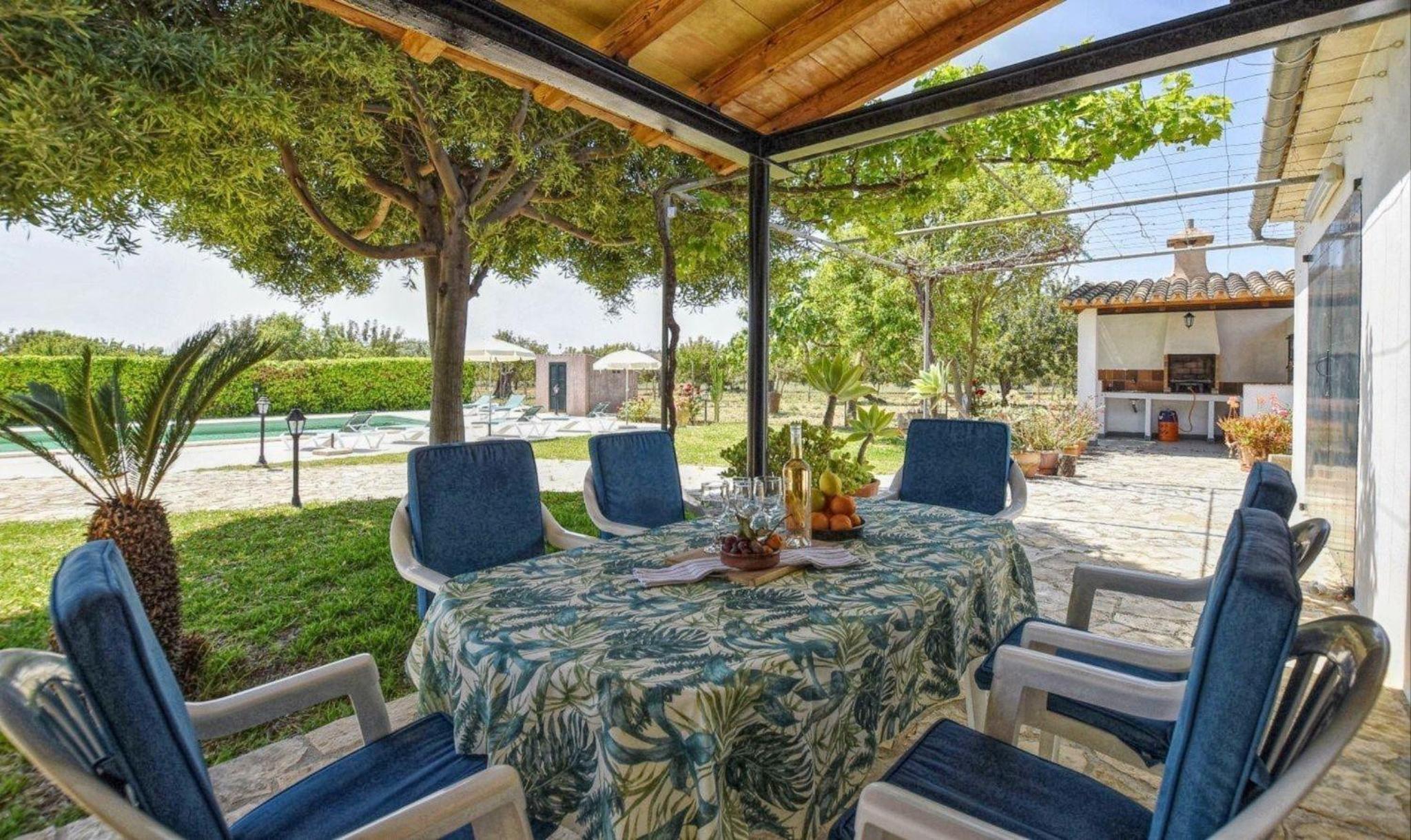 Gemütliches Ferienhaus in Selva mit Privatem Pool
