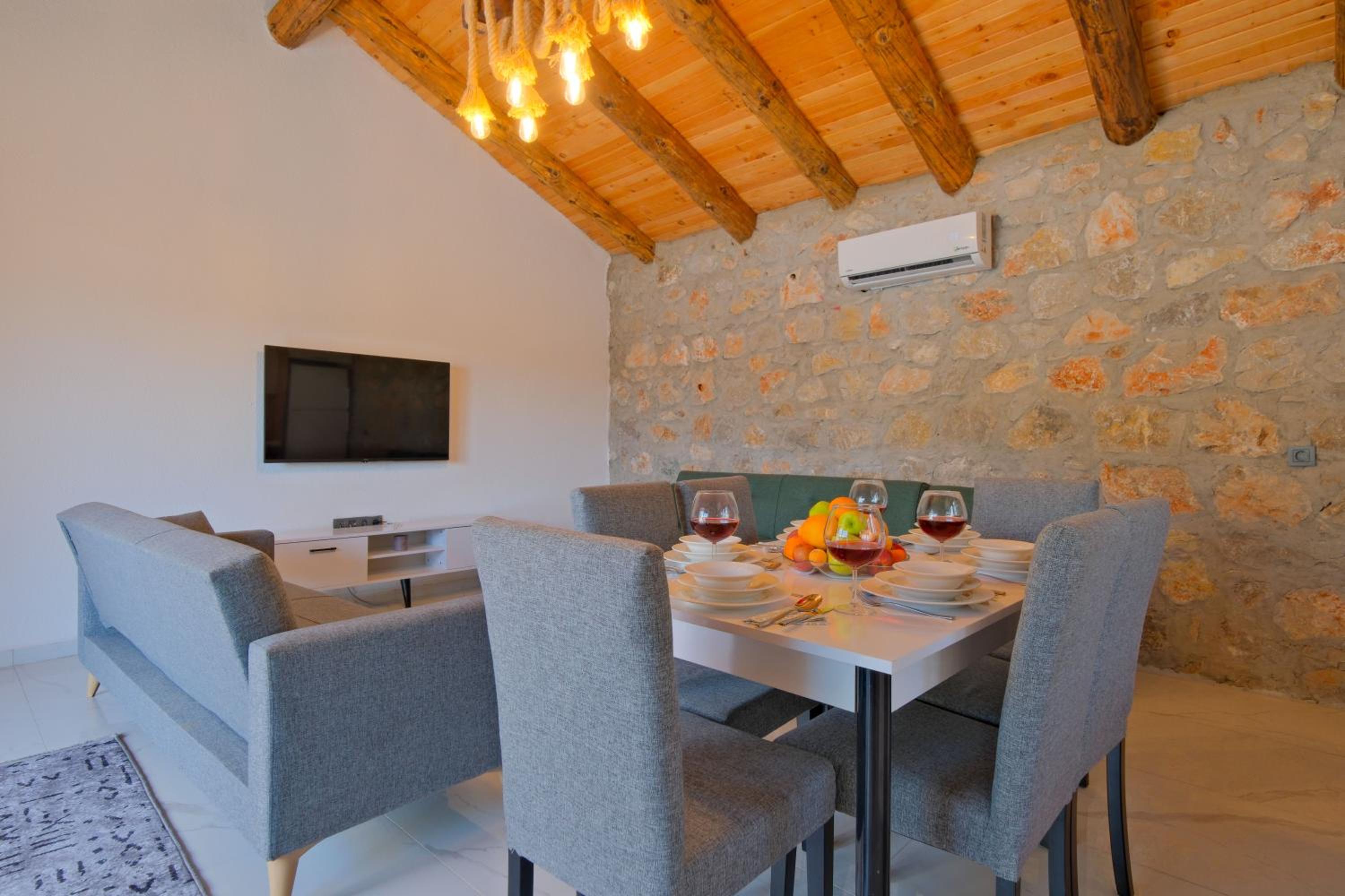 VillaOliveTerrace