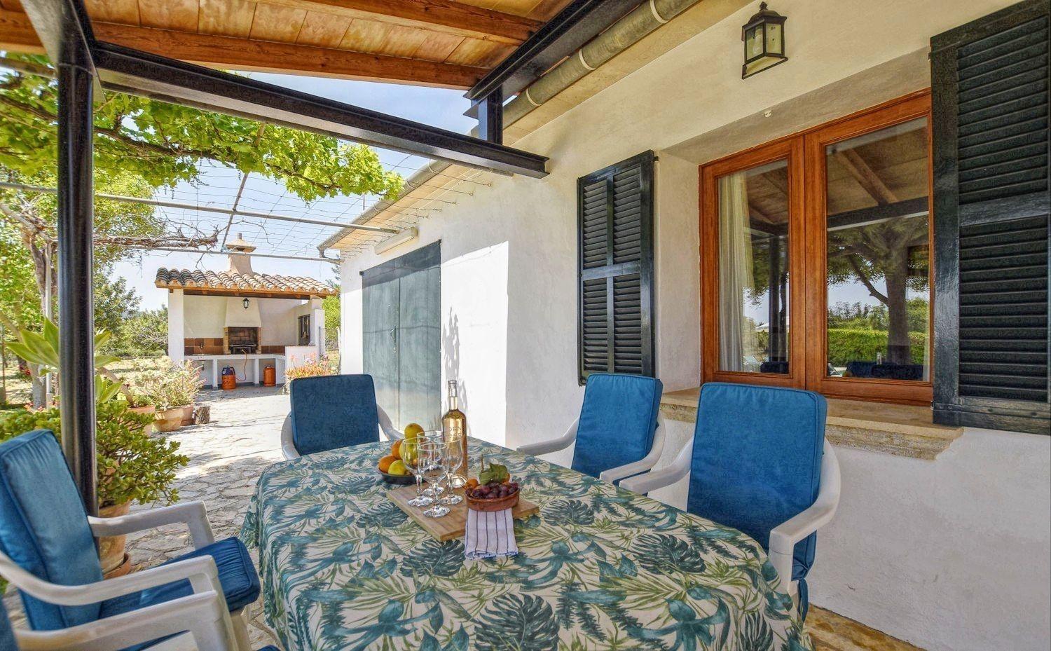 Gemütliches Ferienhaus in Selva mit Privatem Pool