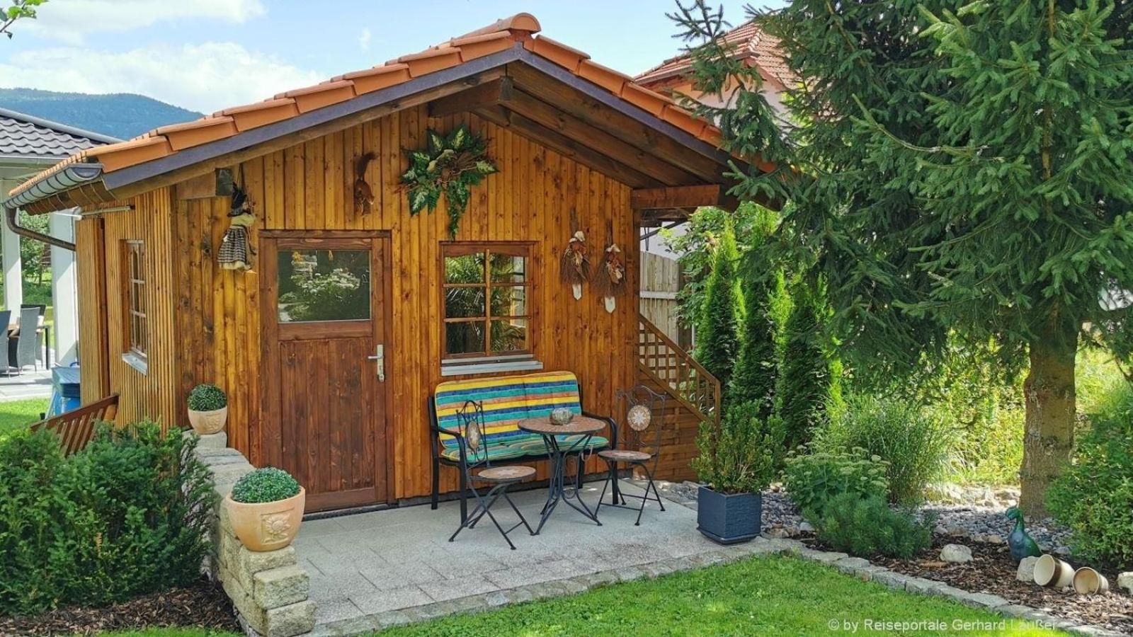 Komfortable Ferienwohnung Mit Garten Und Grill