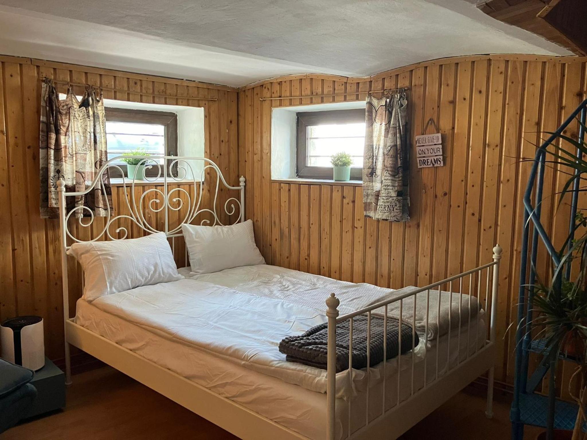 Hilltop Retro Home