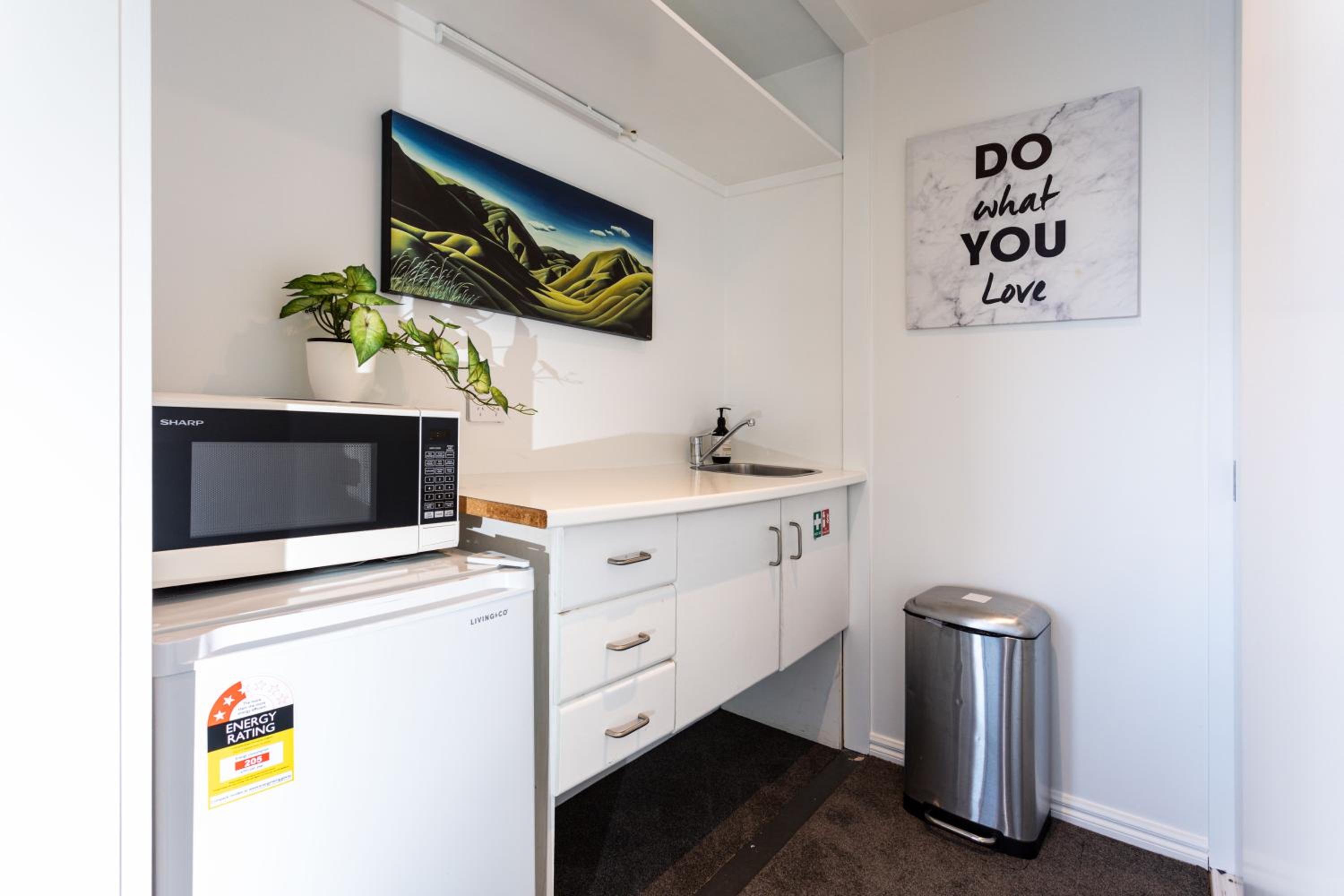 Awesomely Ambient Queenstown Home
