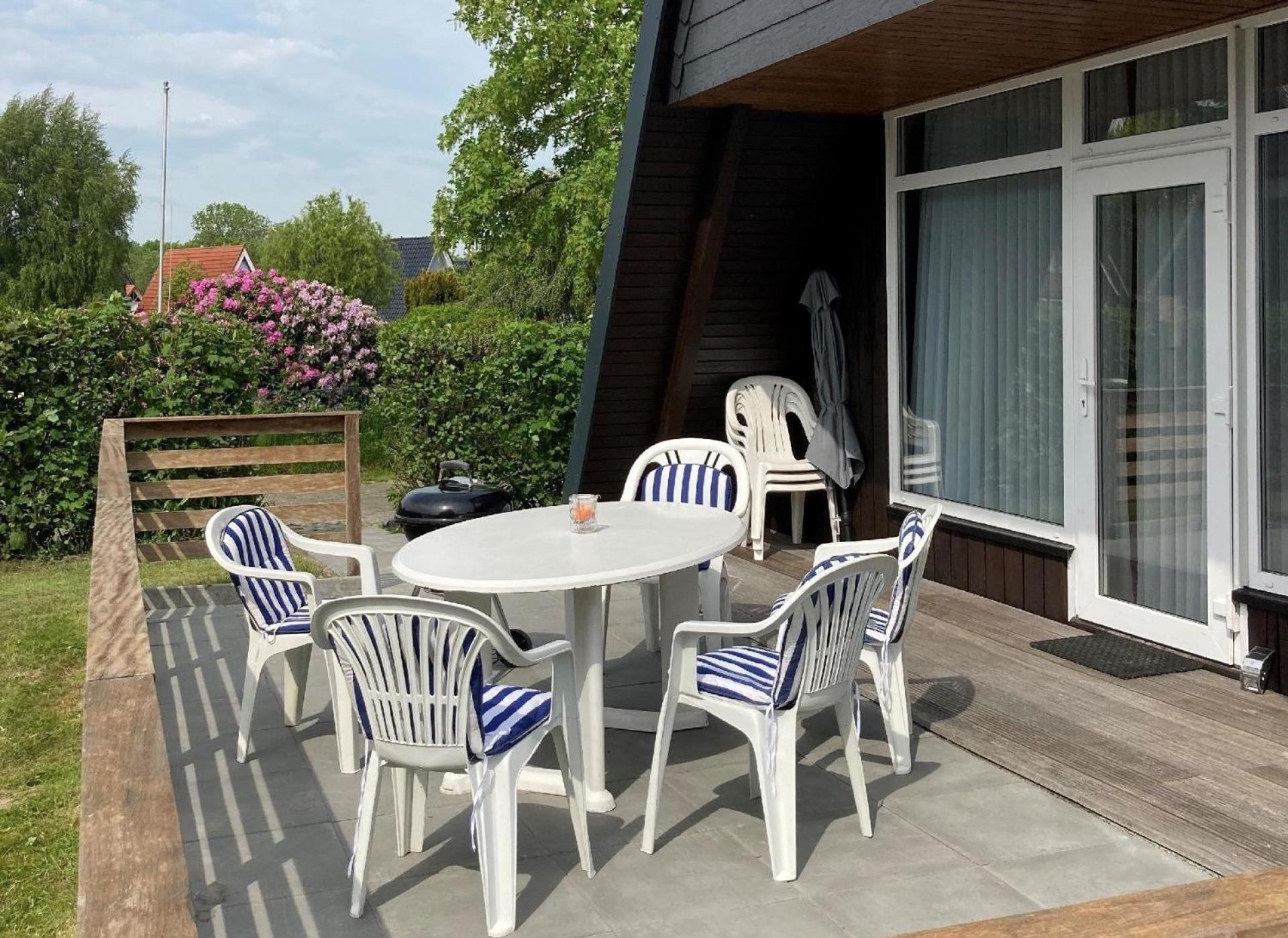 Nettes Ferienhaus in Fedderwardersiel