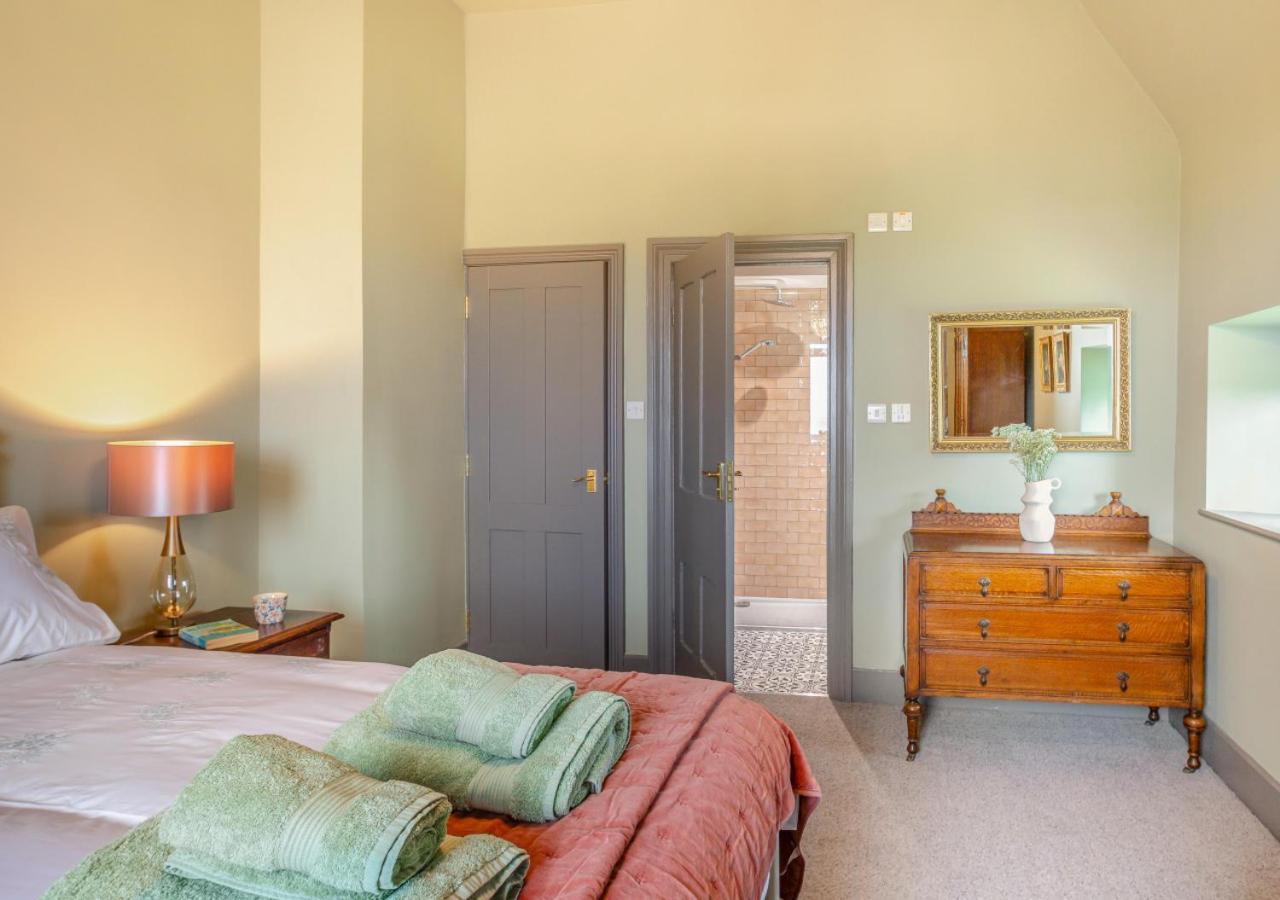 5 Bed in Llangwnadl oc-c29473