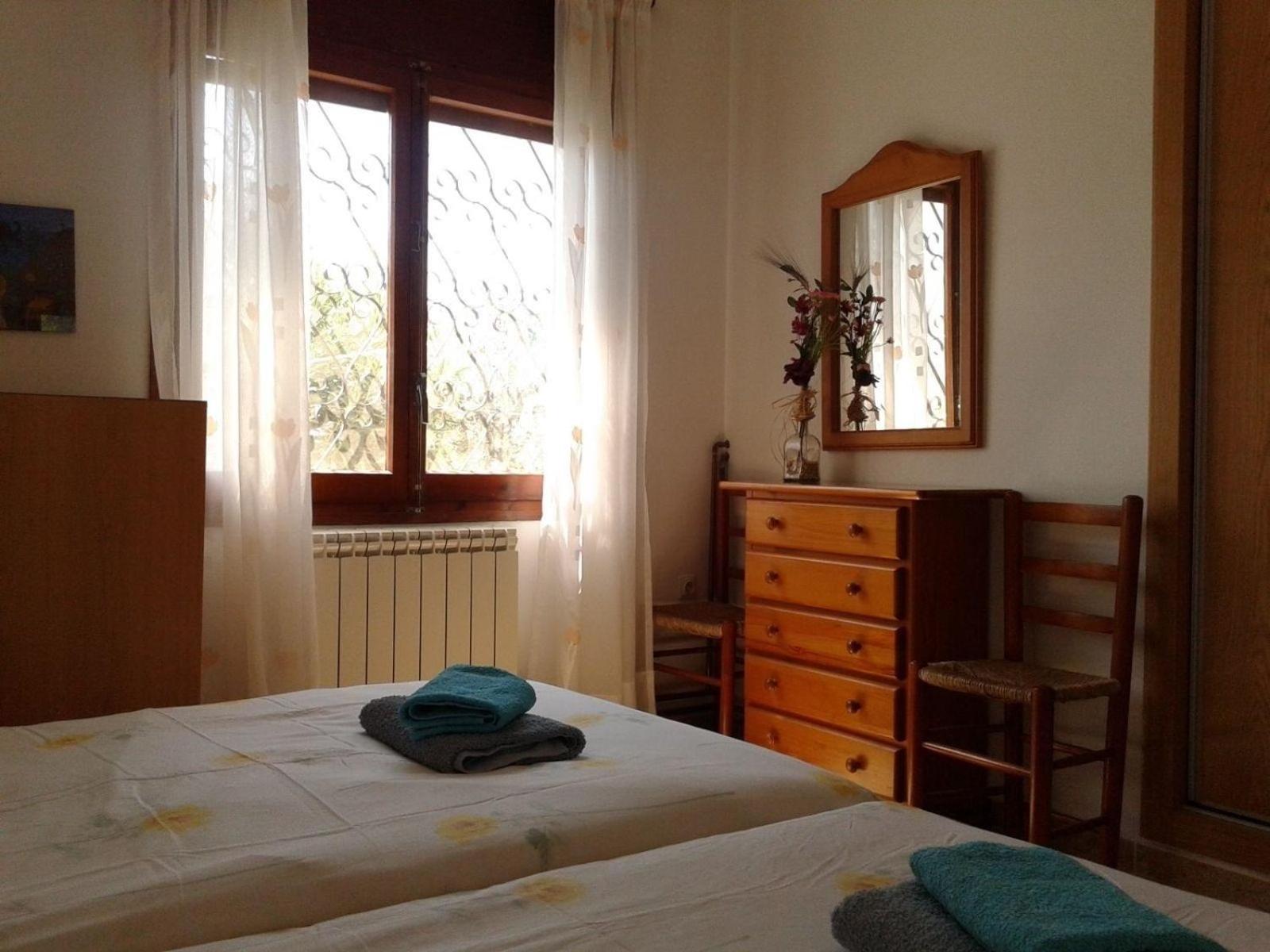 Geräumiges, Strandnahes Ferienhaus Mit Garten