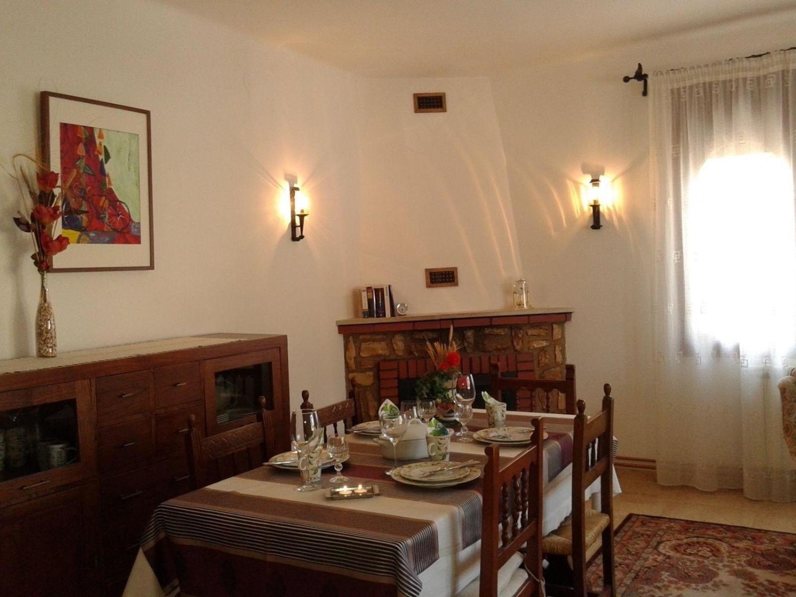 Geräumiges, Strandnahes Ferienhaus Mit Garten