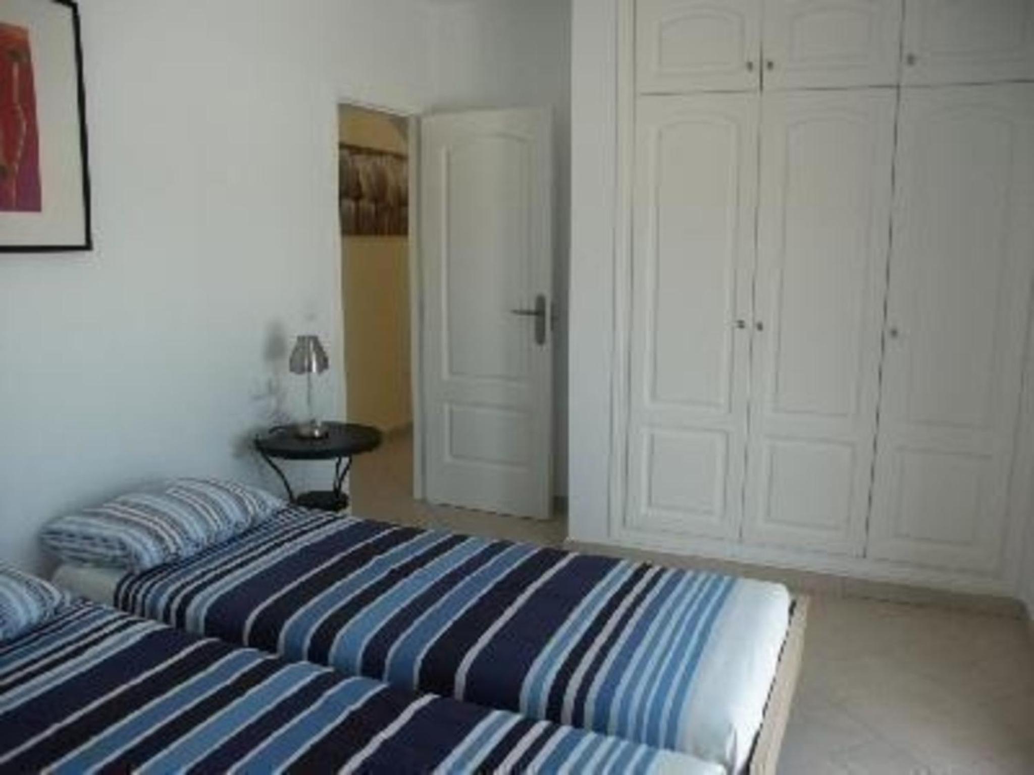 Villa redonda costa nova