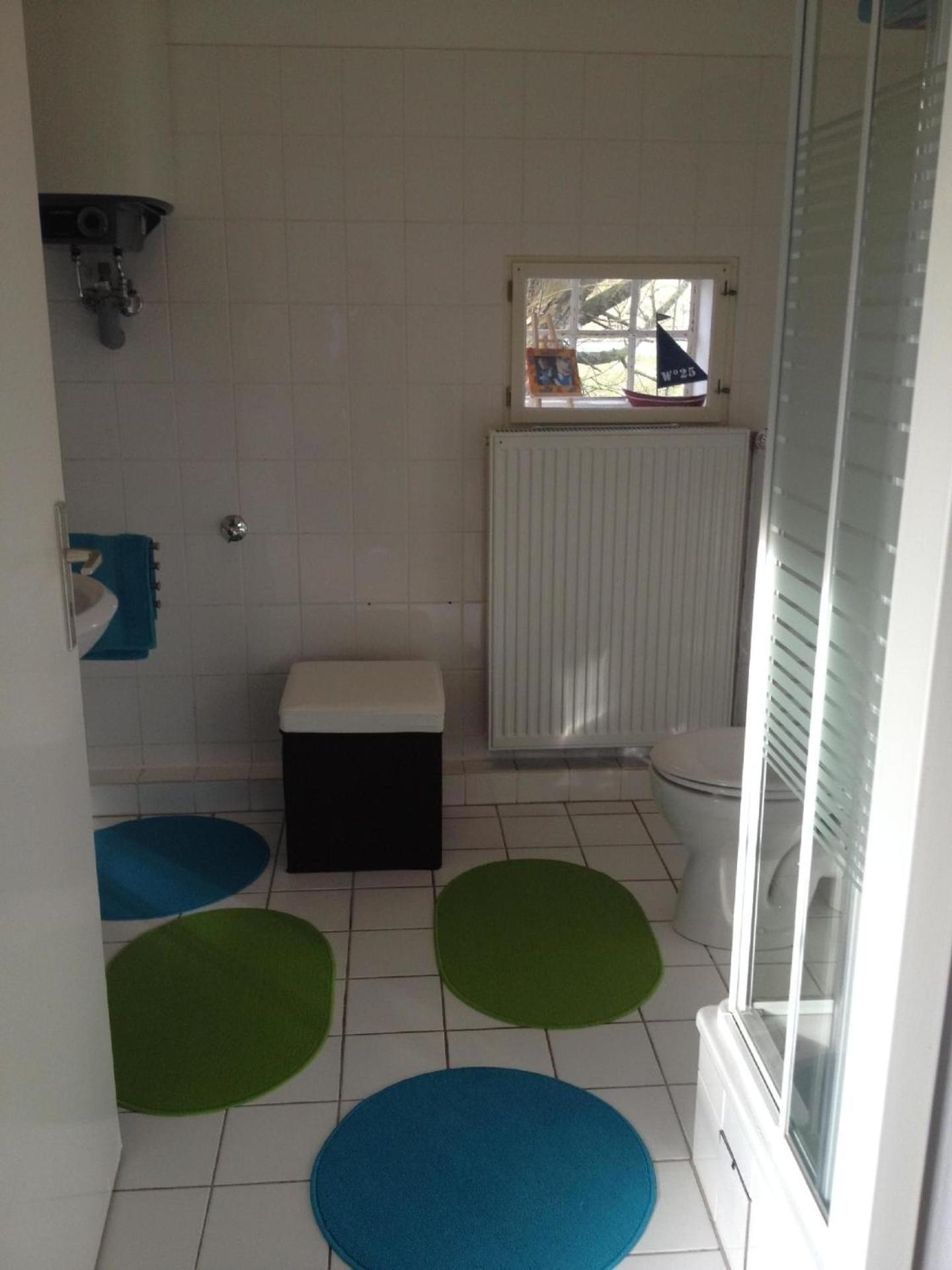 Ferienhaus Auf Zwei Etagen Mit Gartennutzung