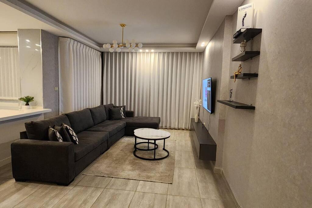 Luxury Apartment Abdoun Near Embassies view 2