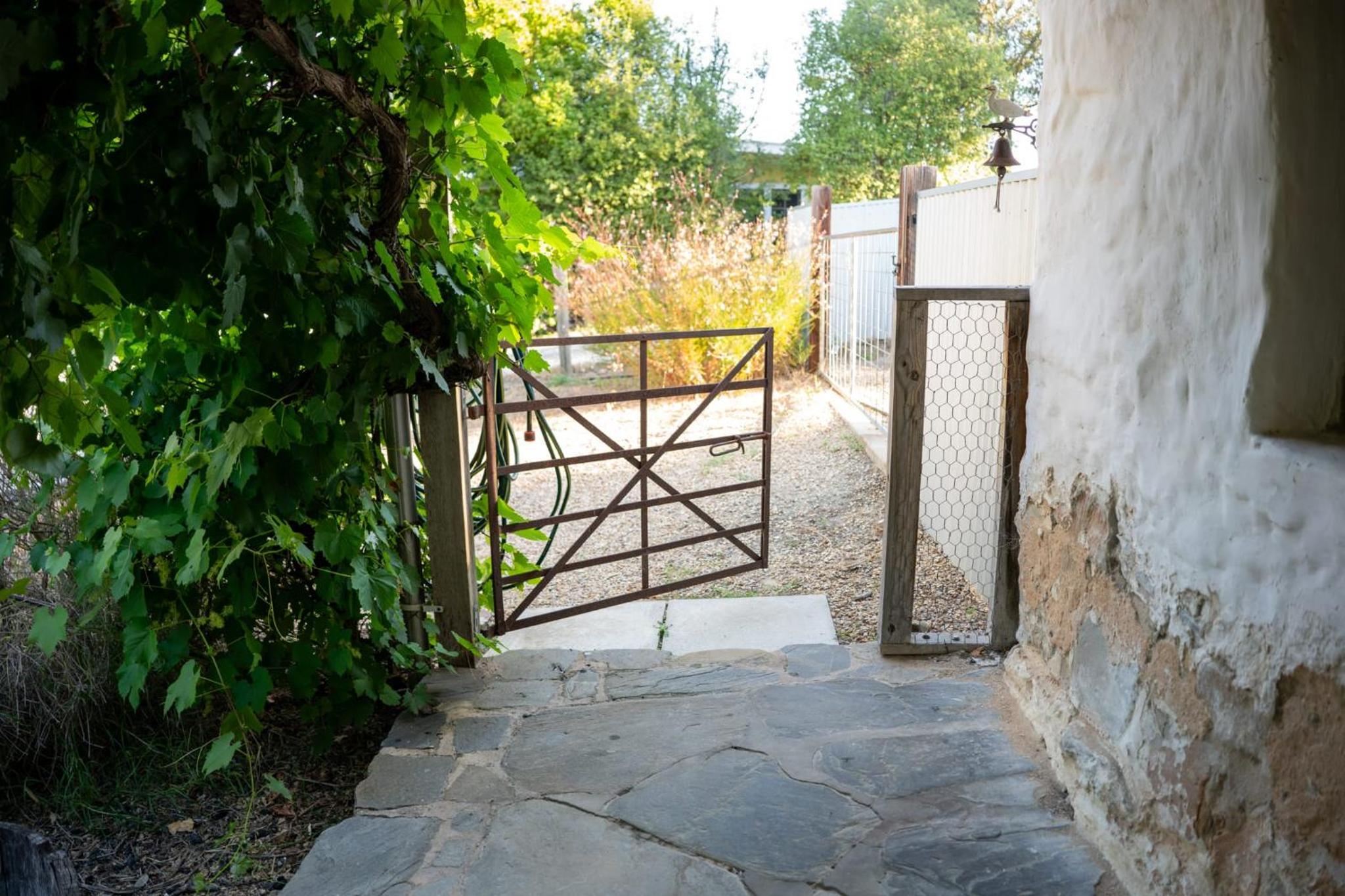 Spa Bath, Entire Home, Off Street Parking, Barossa Valley