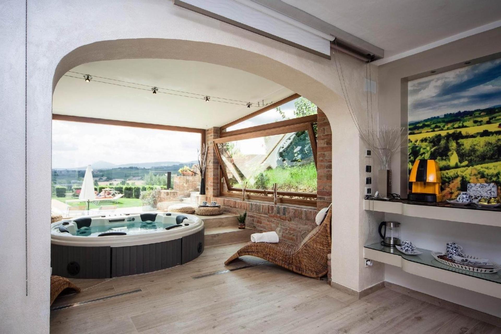 Geräumige Wohnung in Montepulciano mit Veranda, Klimaanlage, Weingut mit Großem Garten, Pool,Spa
