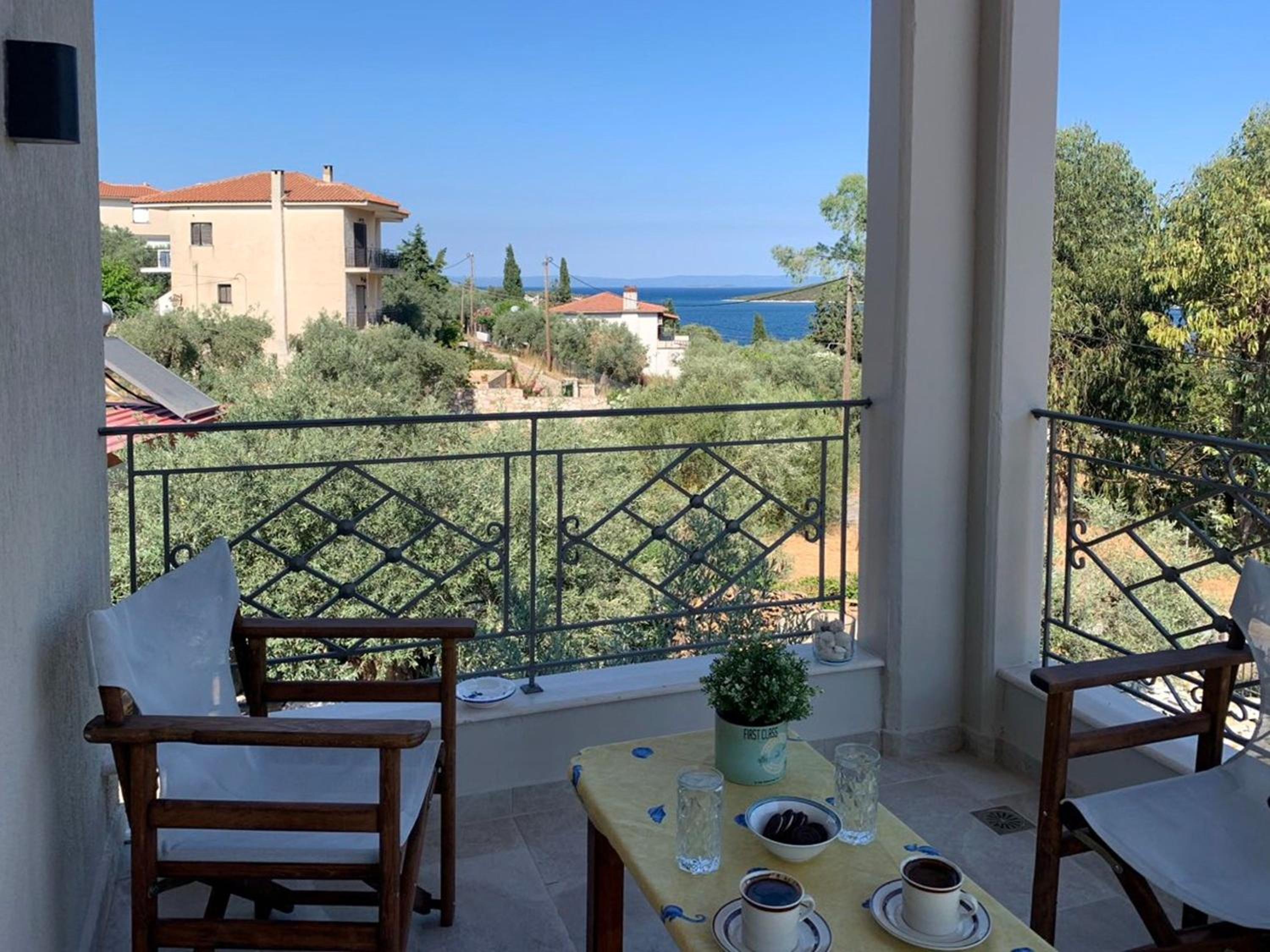 Effie's Maisonette and Detached Studio view 2