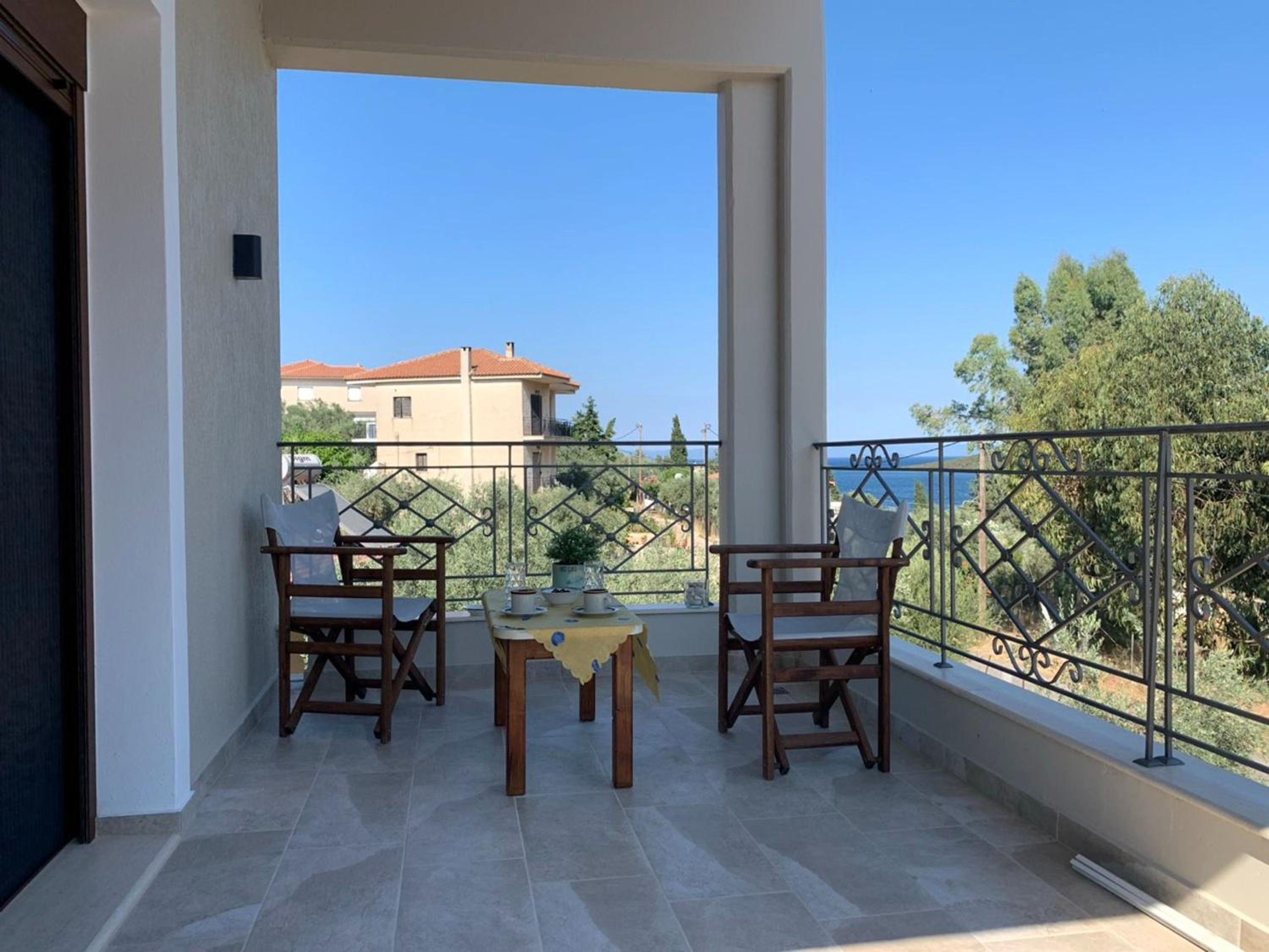 Effie's Maisonette and Detached Studio view 3