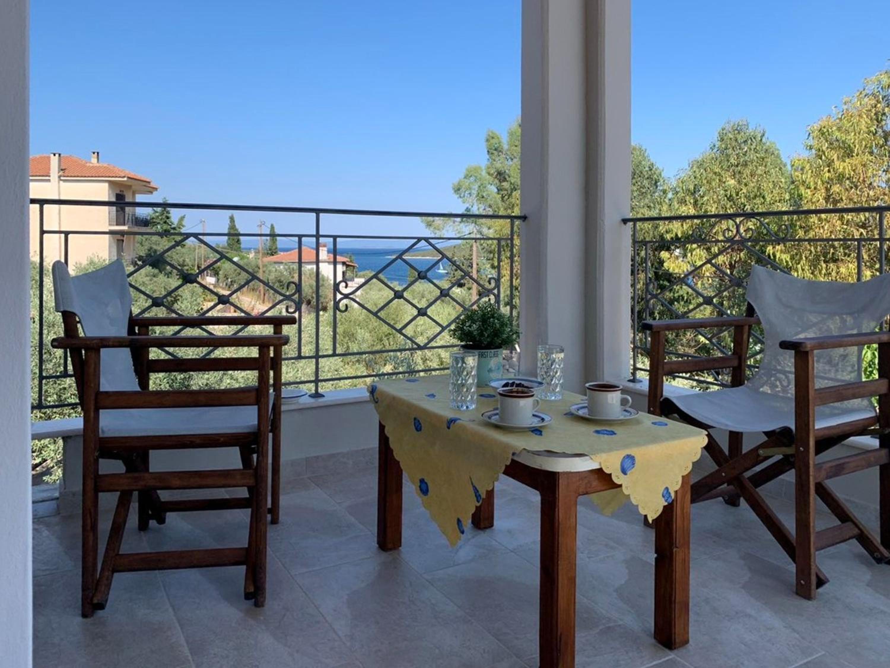 Effie's Maisonette and Detached Studio view 4