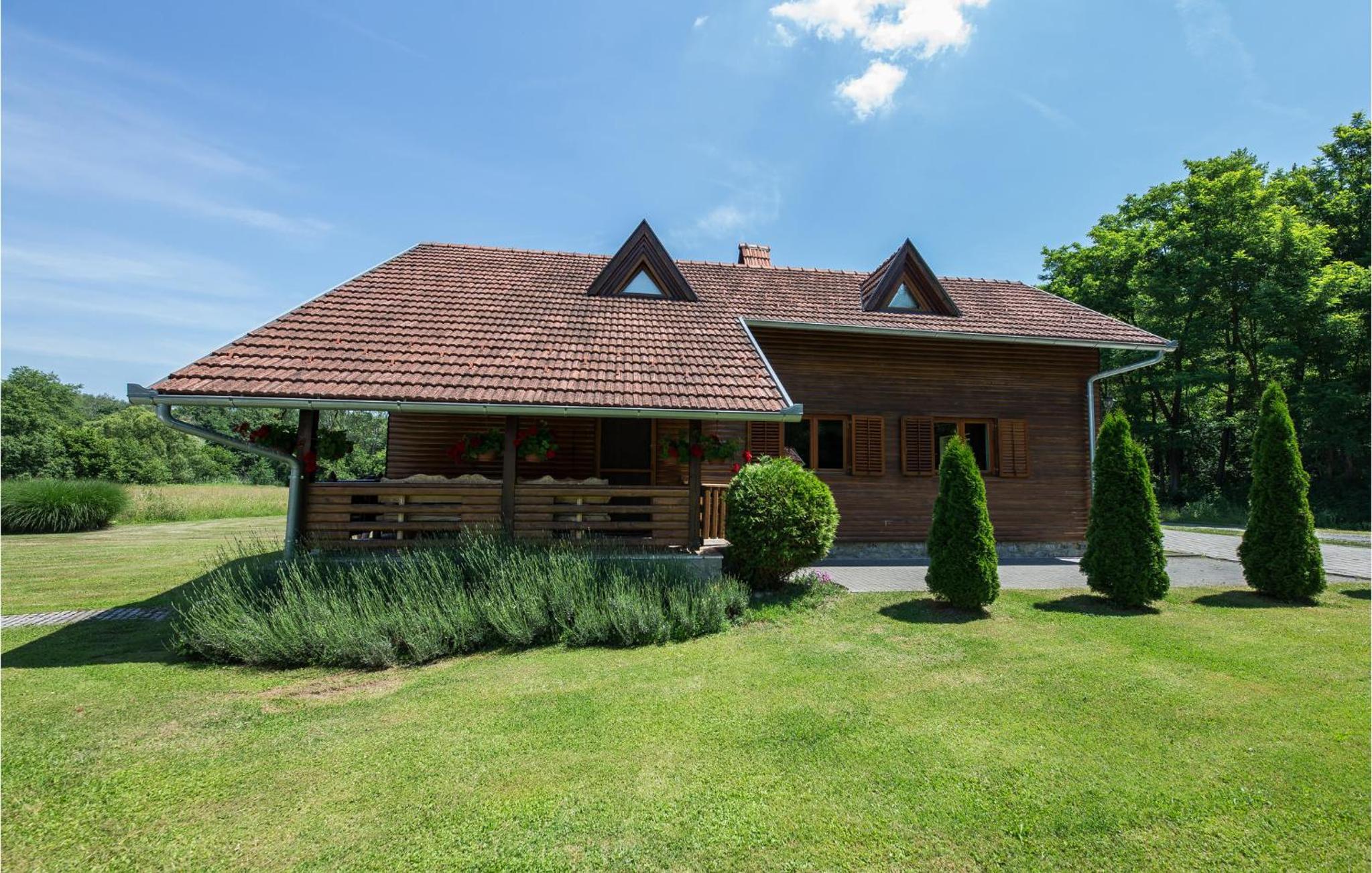 Awesome Home In Cacinci view 3