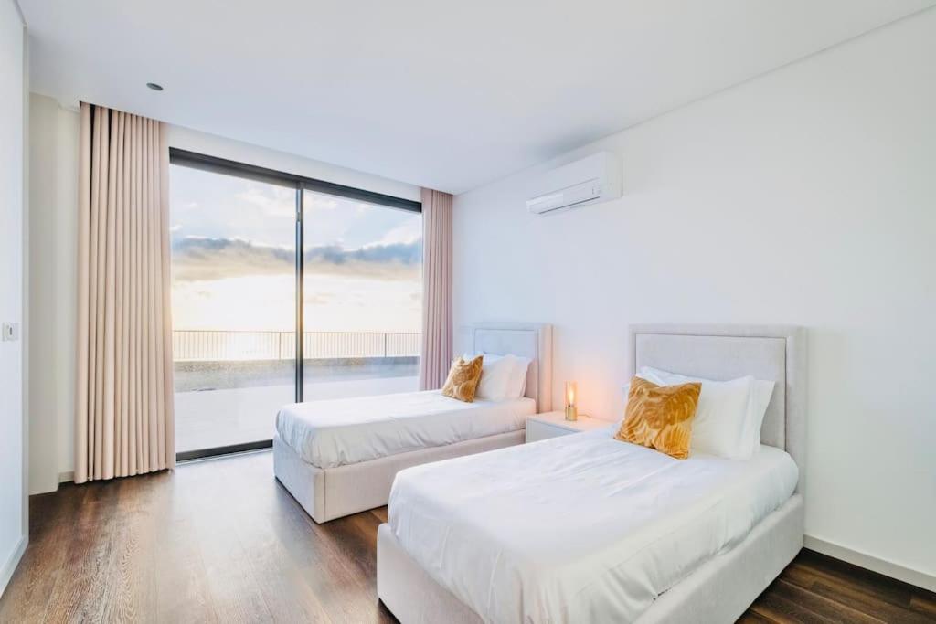 Vila Cales e Chadas by Your Madeira Rentals view 4