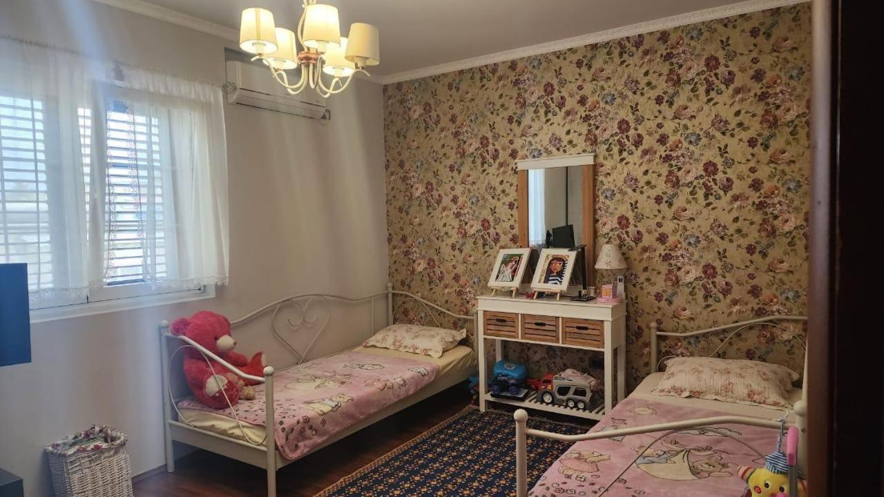 Rozi's Apartments