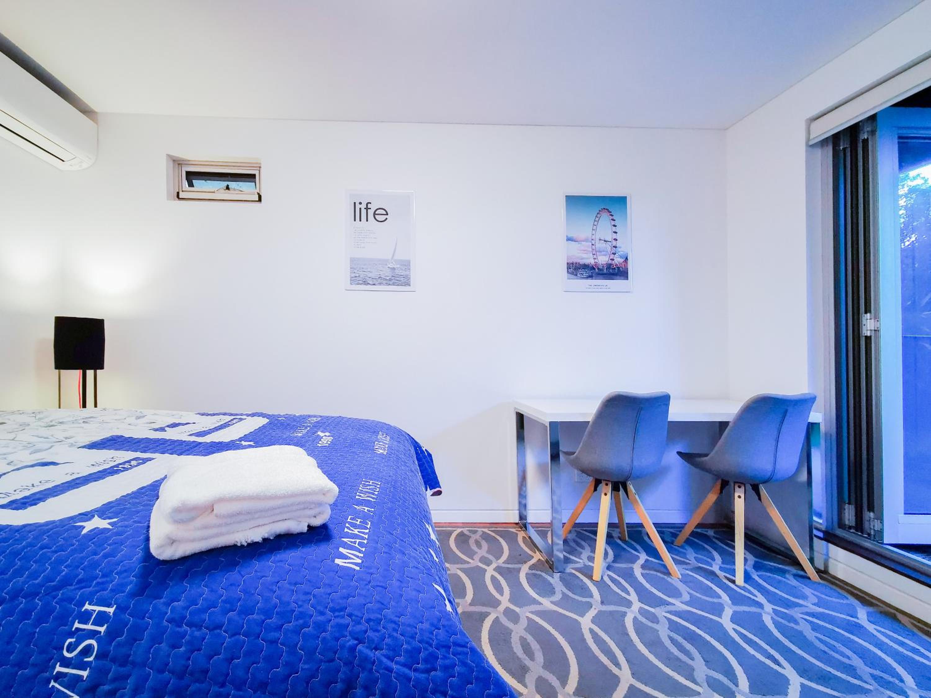hotel room