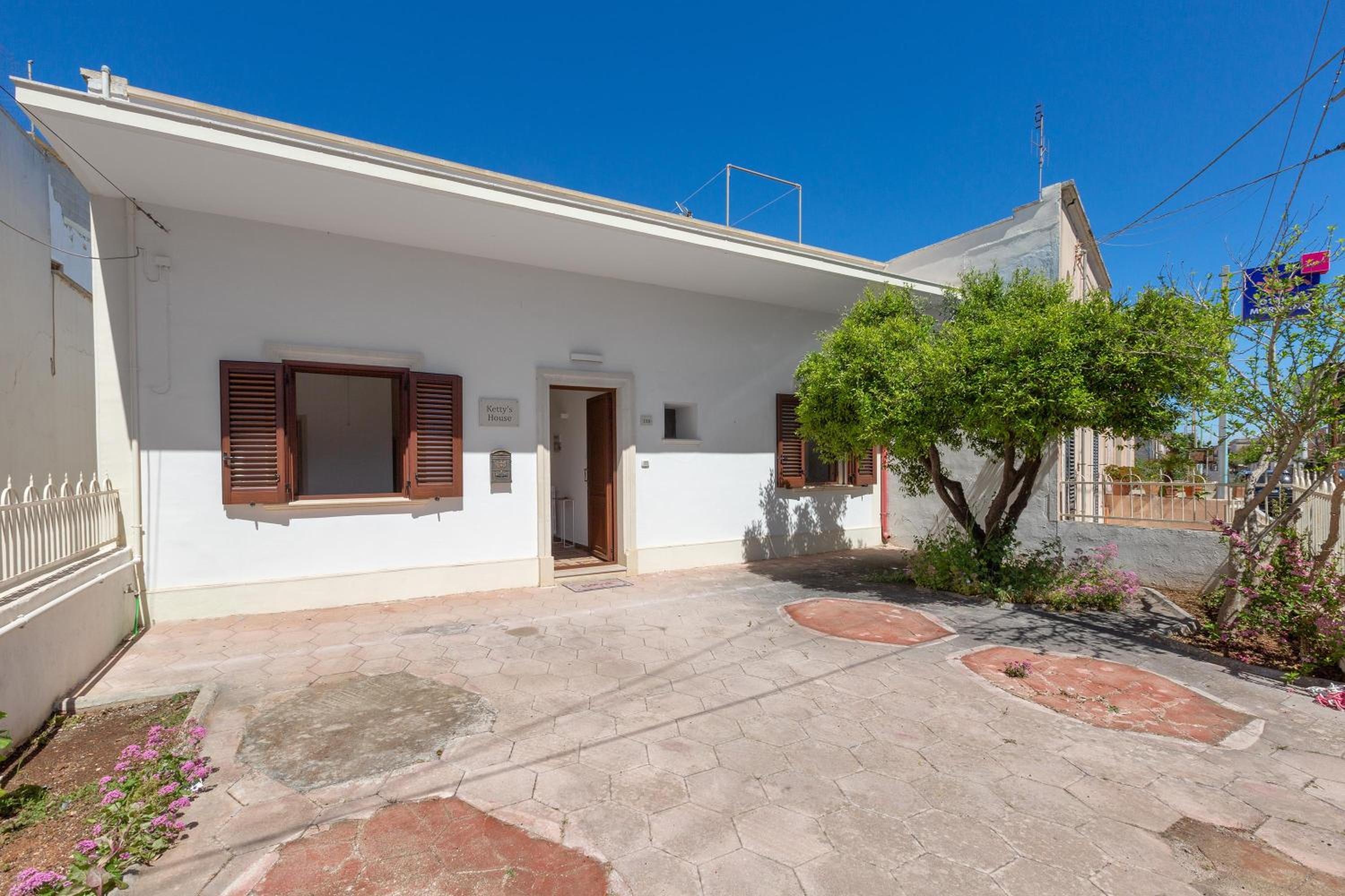 Villa Ketty by BarbarHouse
