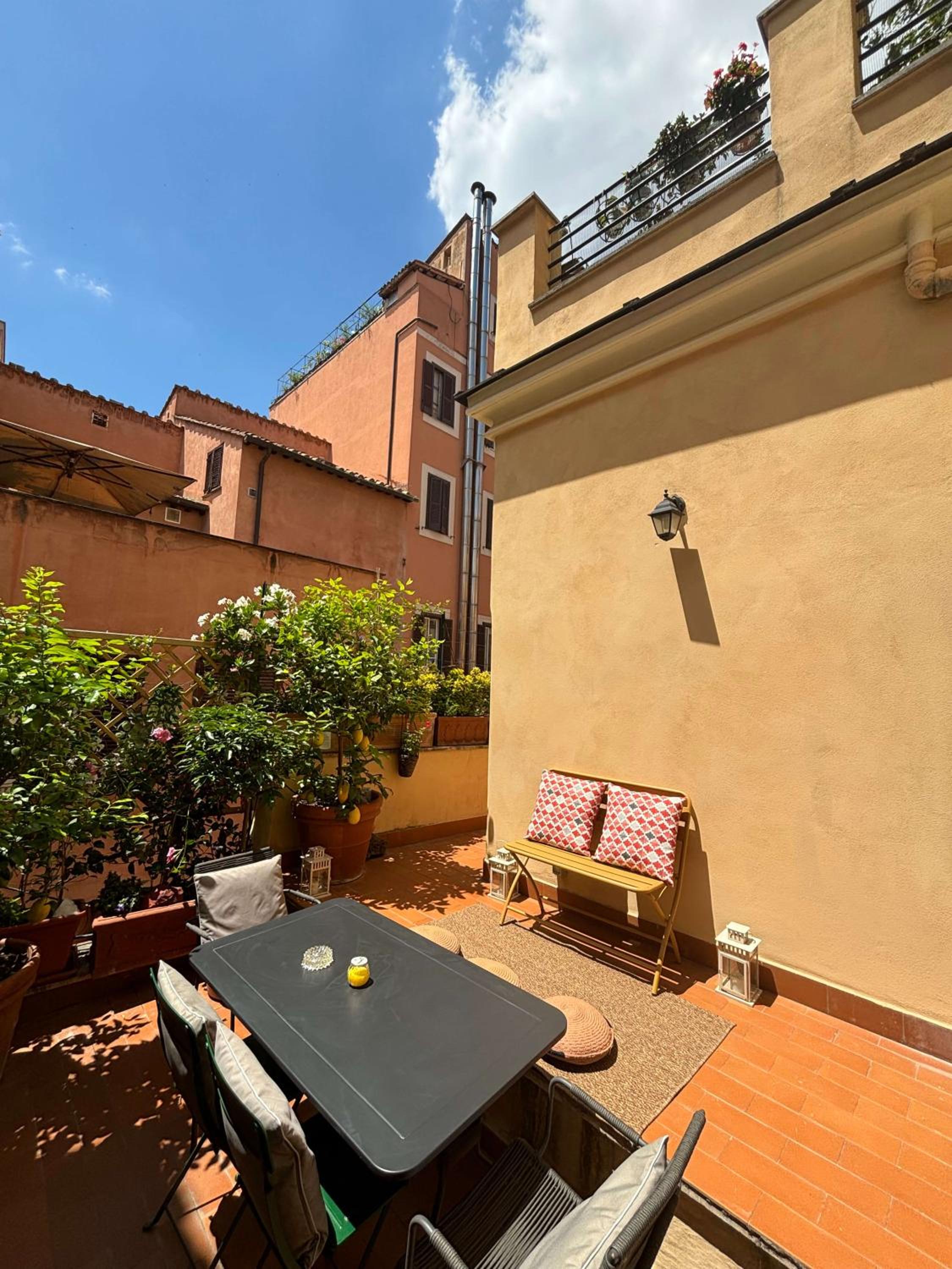 Trevi My Charming Holiday Home, at Trevi Fountain