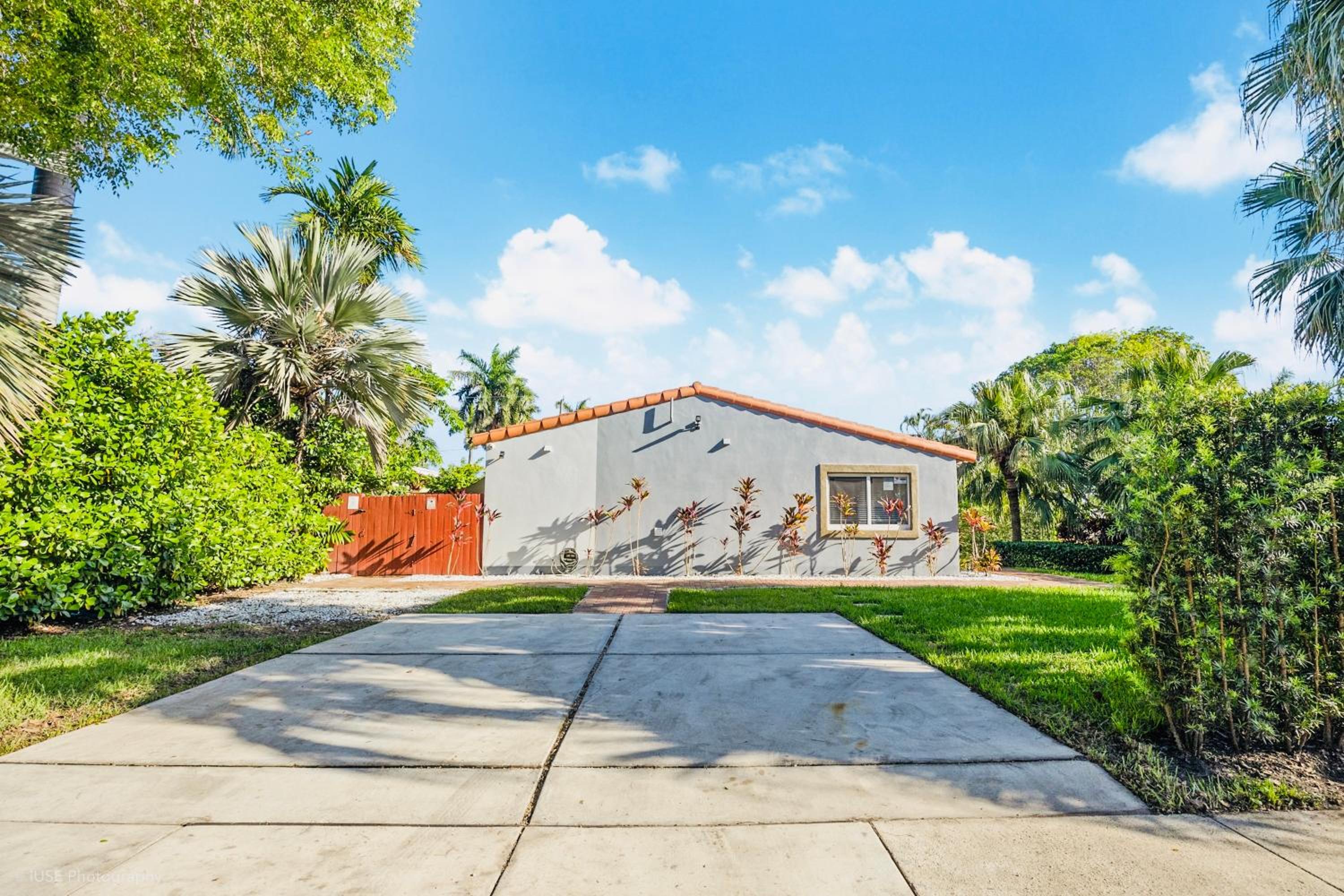 Coastal Dream Oasis - 4 Bedrooms, Game Room, HtdPool, BBQ ,Fire Pit