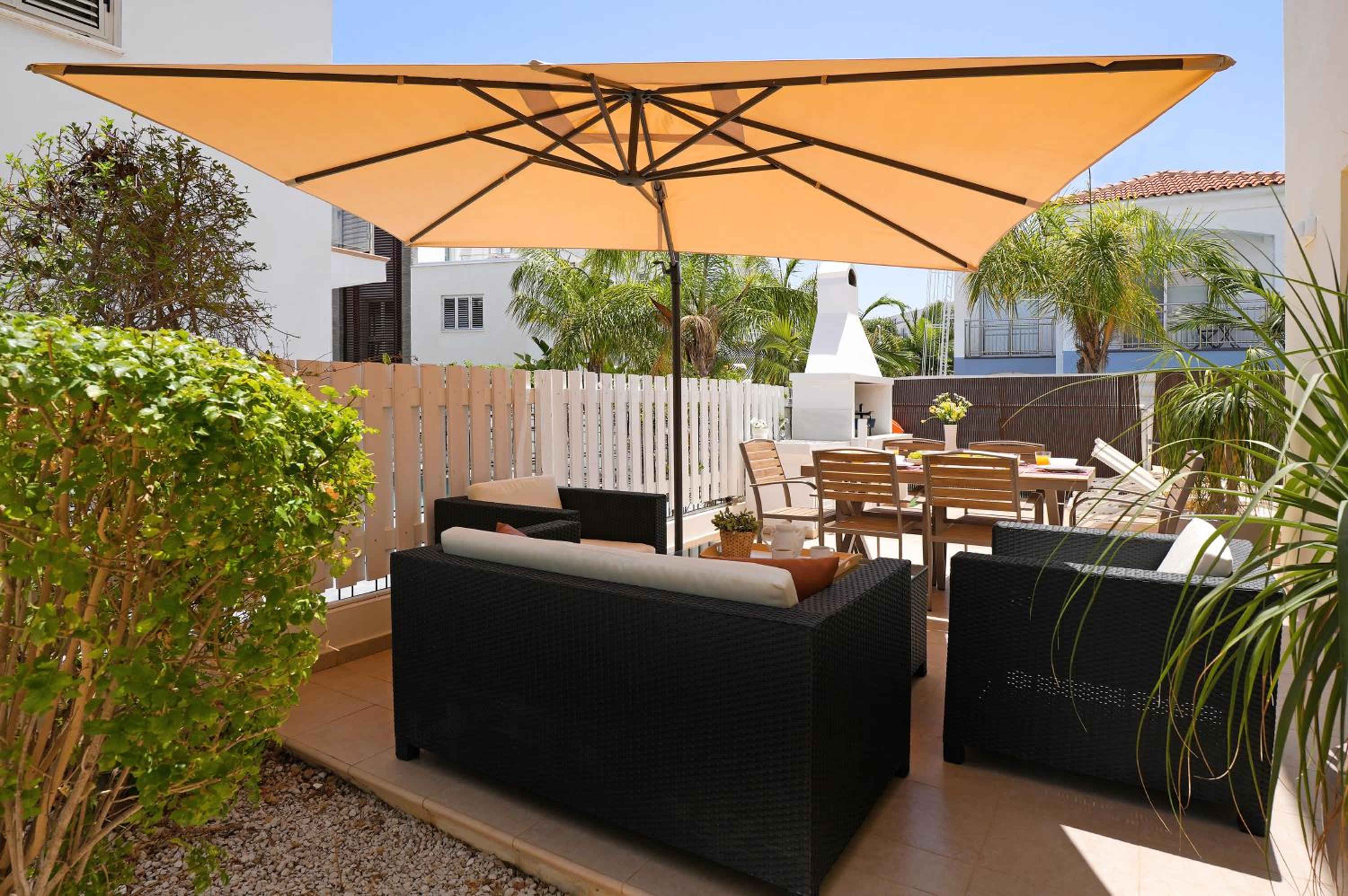 Villa Artemis - 30m from Pernera Beach