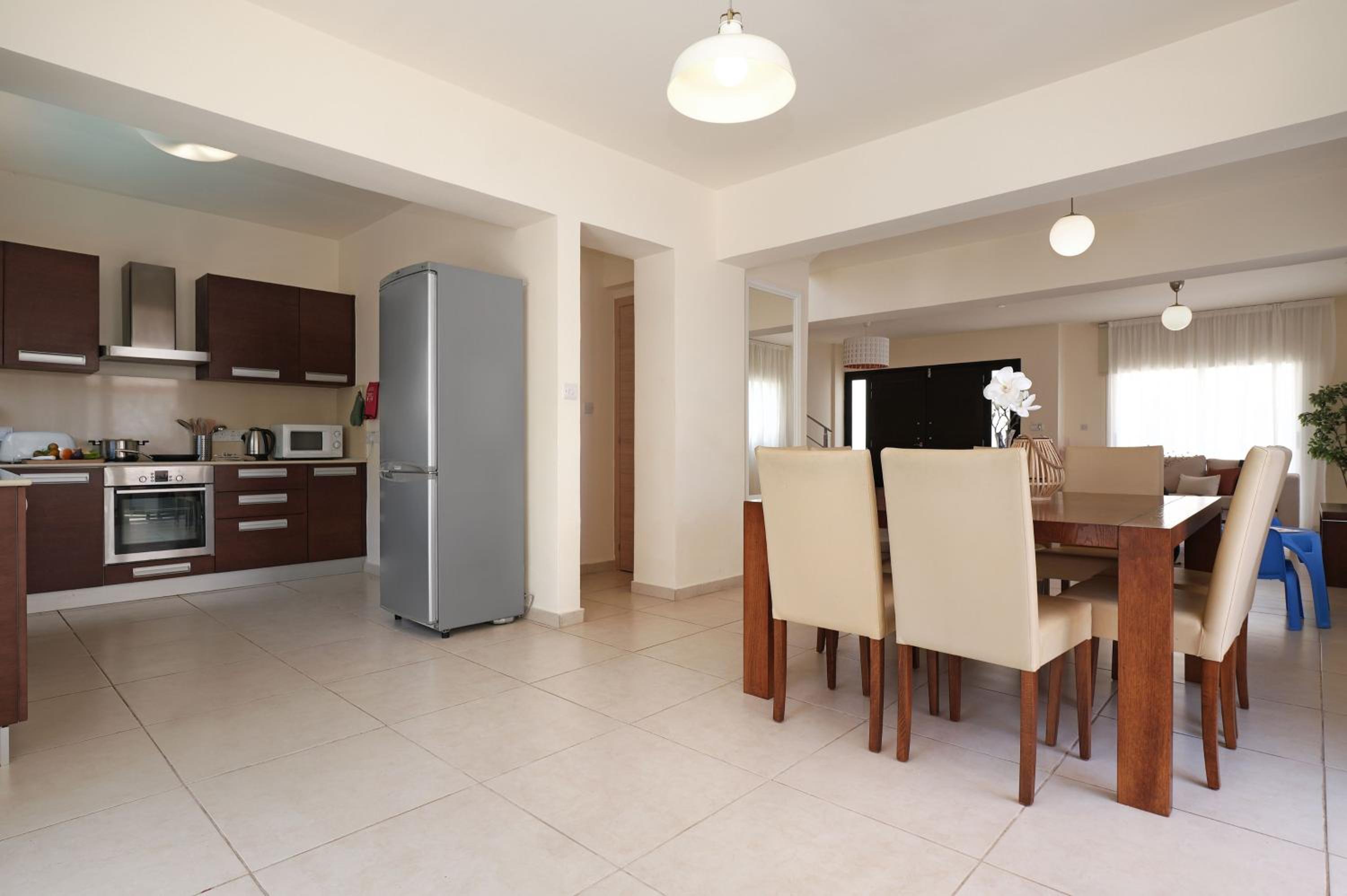 Villa Artemis - 30m from Pernera Beach