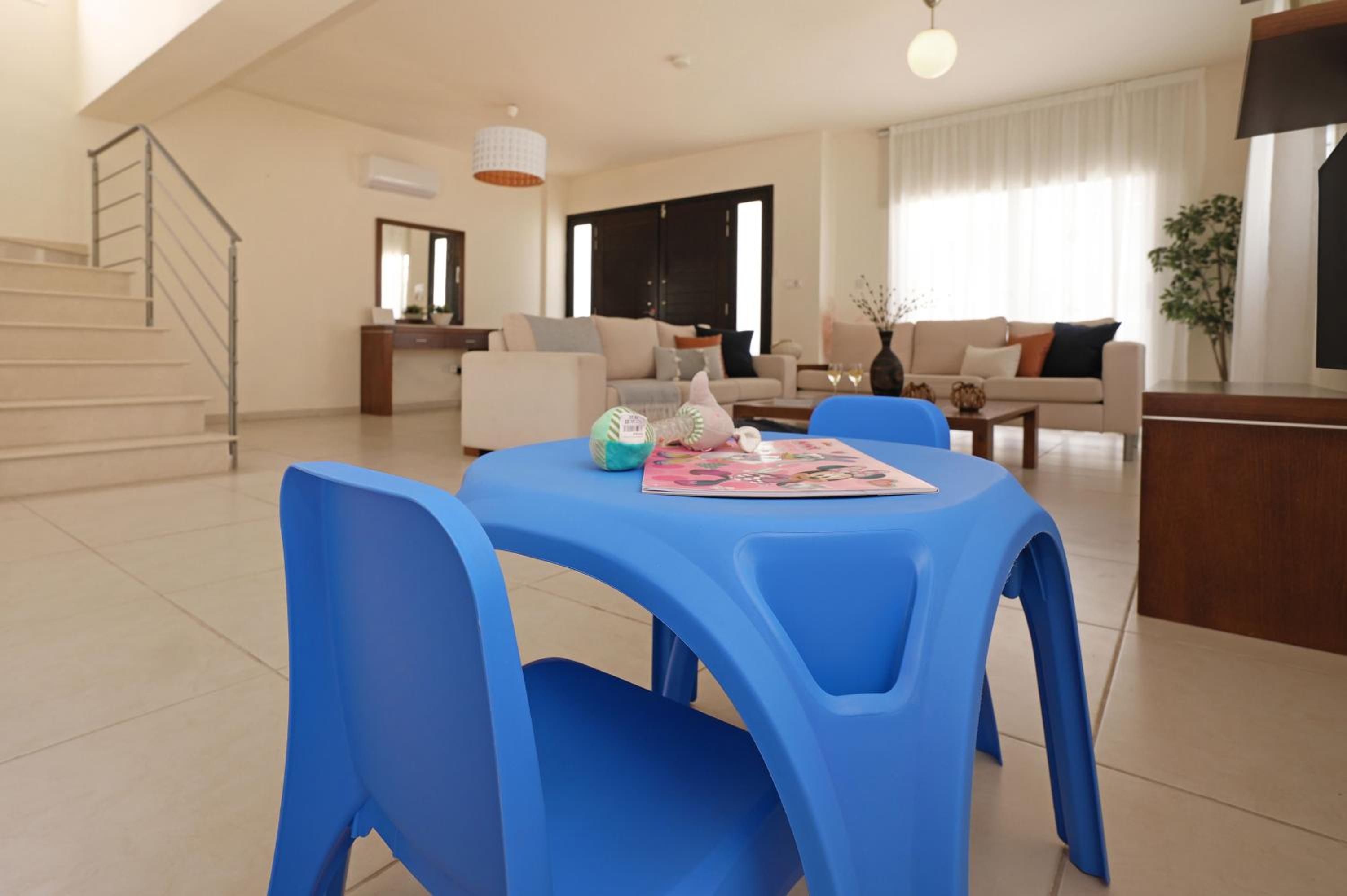 Villa Artemis - 30m from Pernera Beach