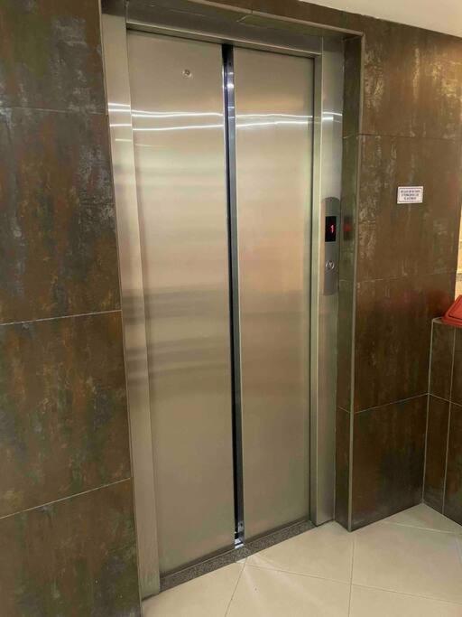 Nice Apt 2 Br 2 Bath in Laureles Second Park