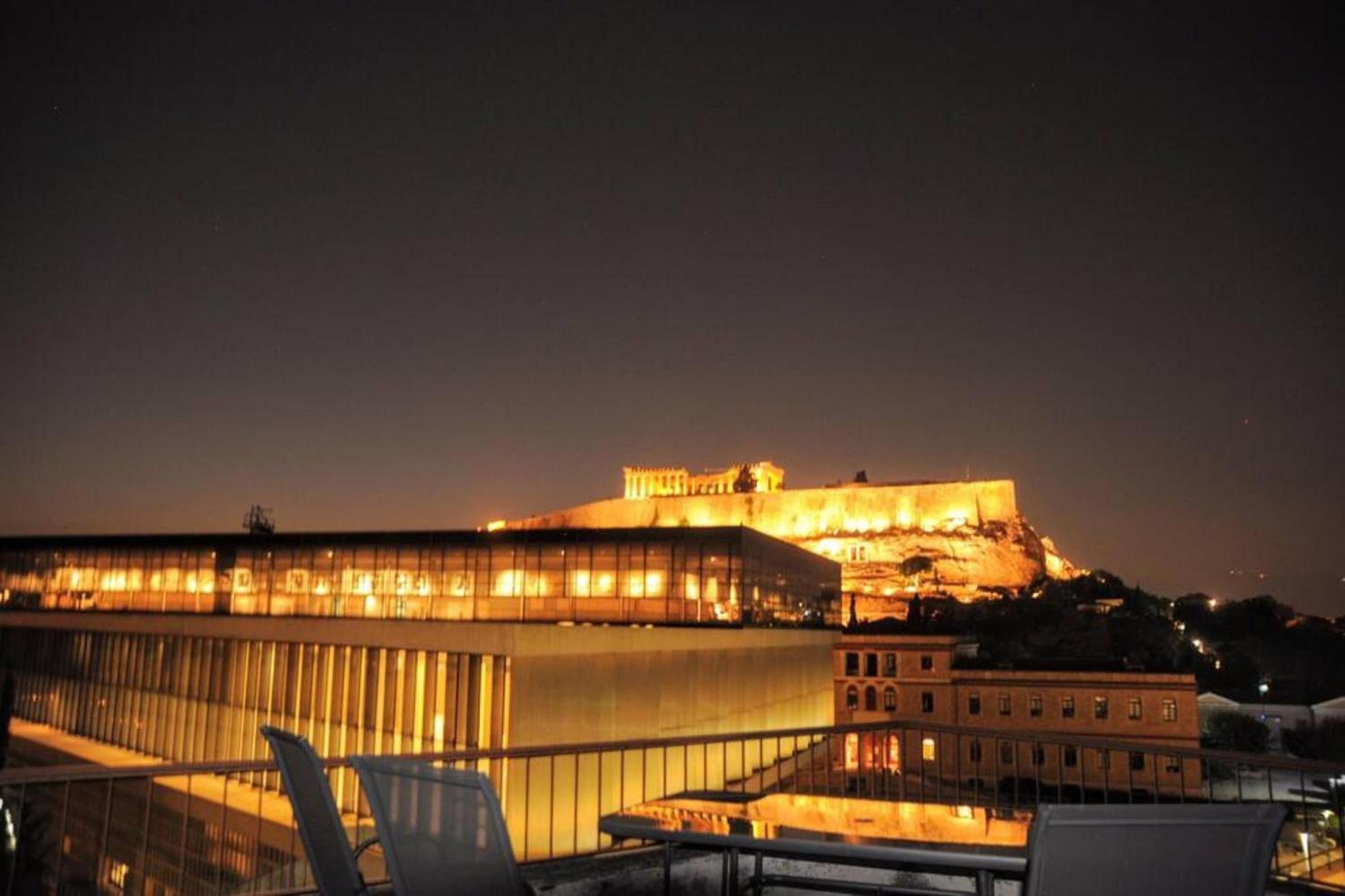 Acropolis museum grand apartment