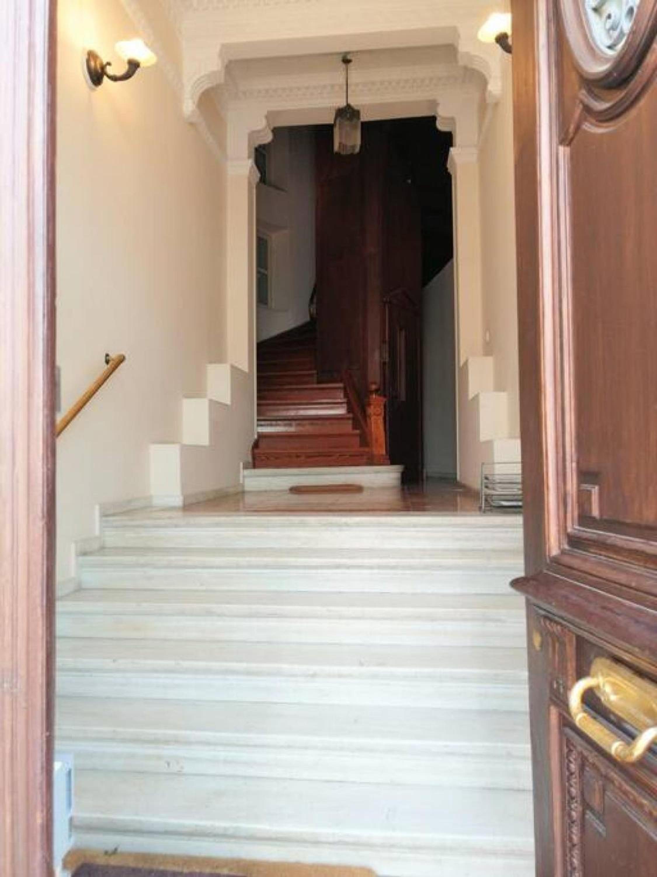 Elegant apartment under the Acropolis