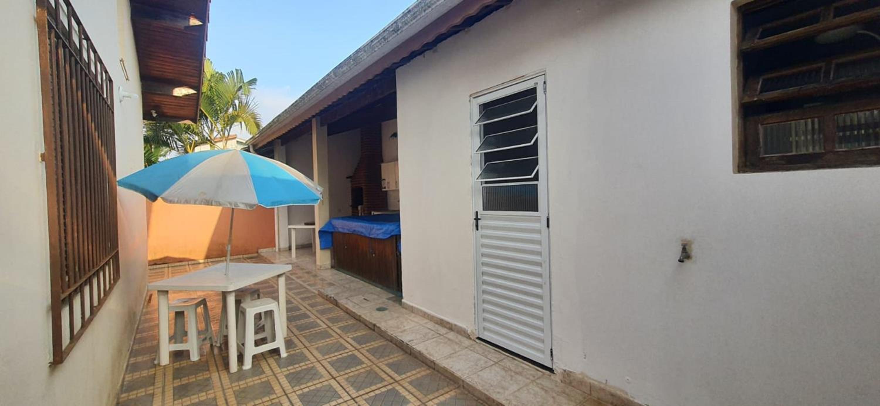 Casa Completa com Piscina proximo a praia